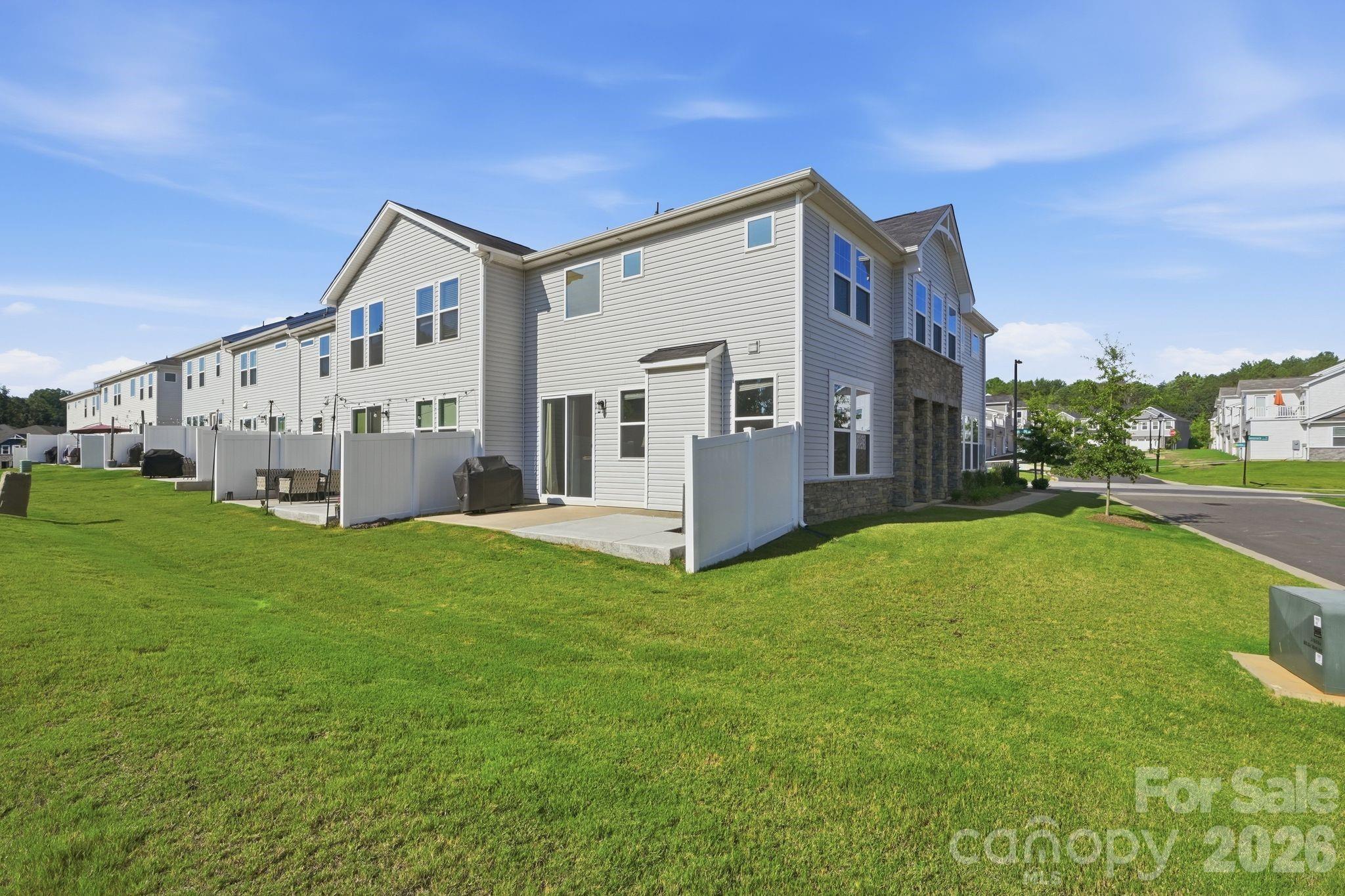 14618 Tamarack Drive — Charlotte