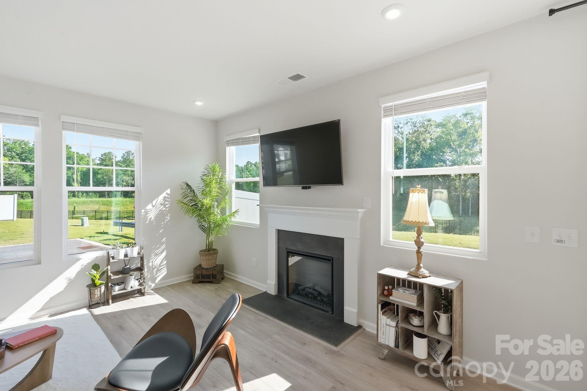 14618 Tamarack Drive — Charlotte