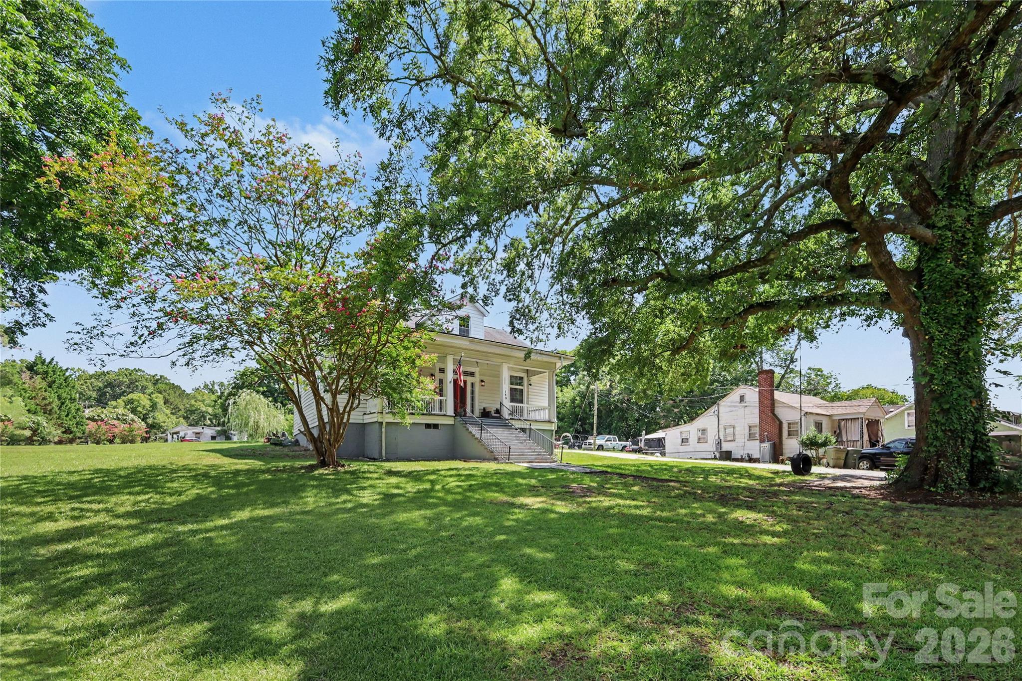 159 E Lacy Street — Chester