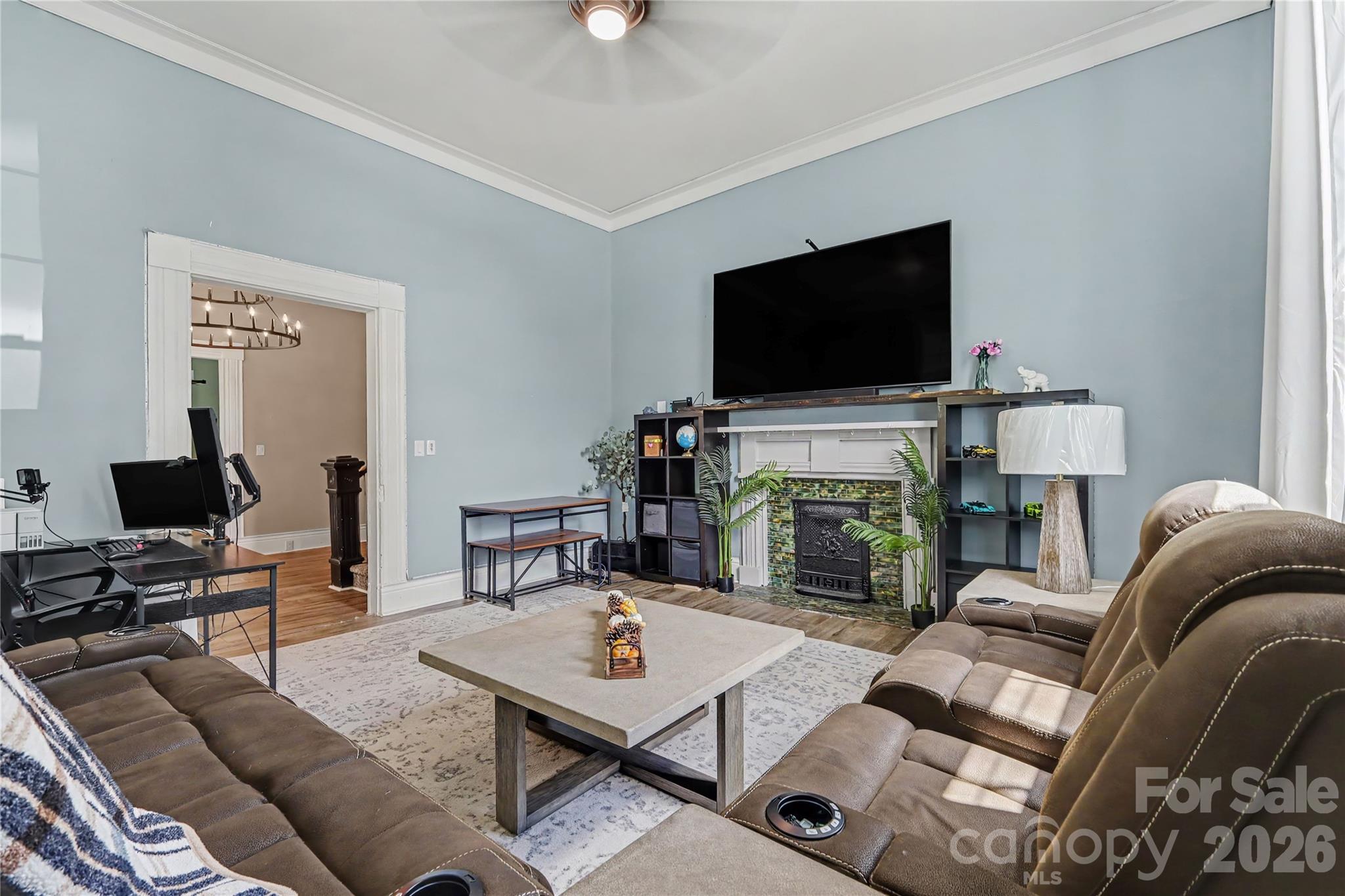 159 E Lacy Street — Chester