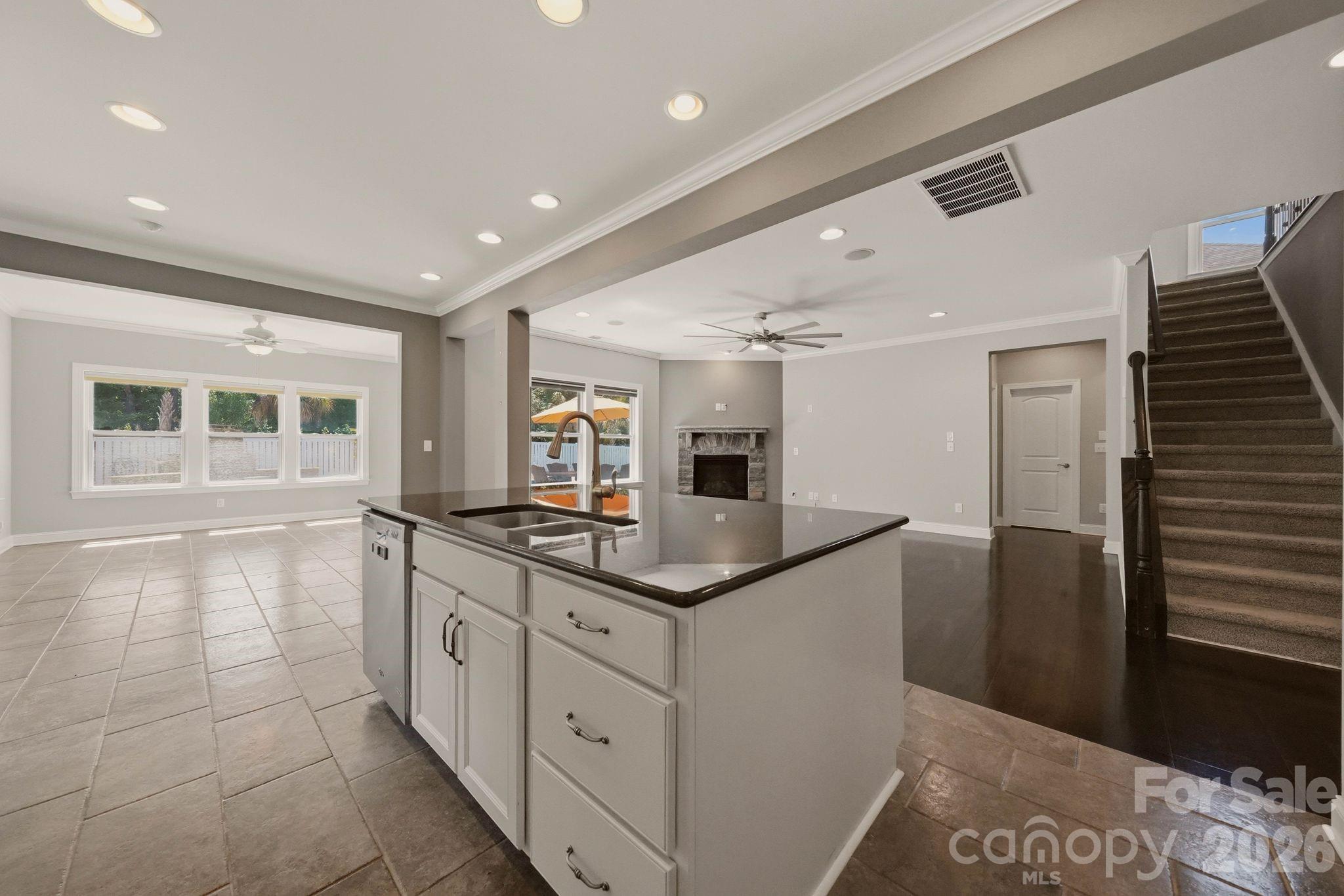 125 Paradise Hills Circle — Mooresville