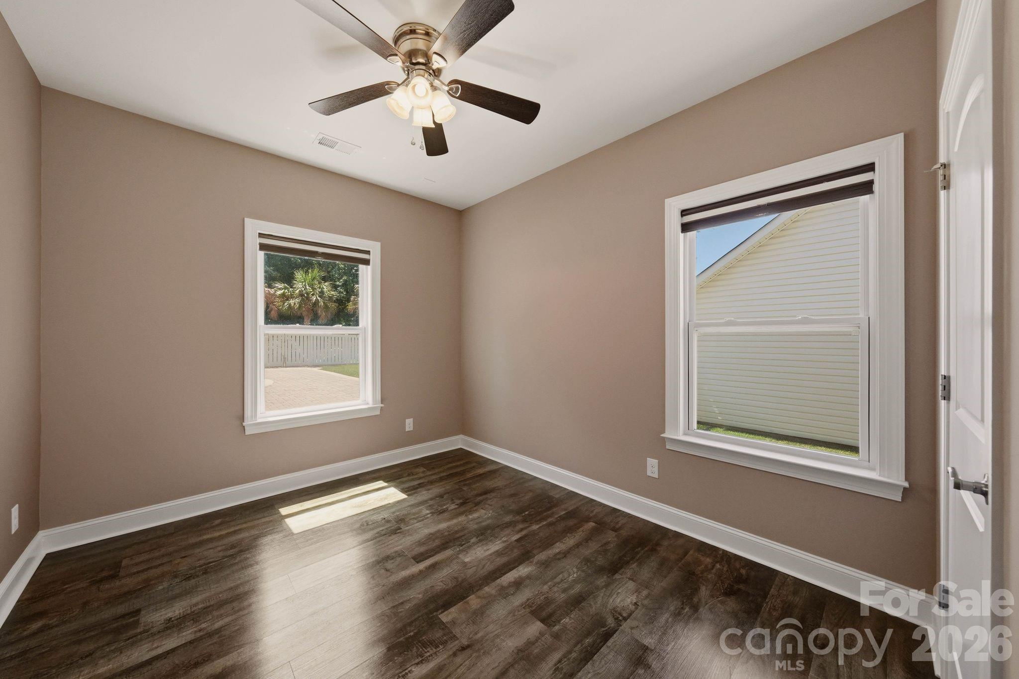 125 Paradise Hills Circle — Mooresville