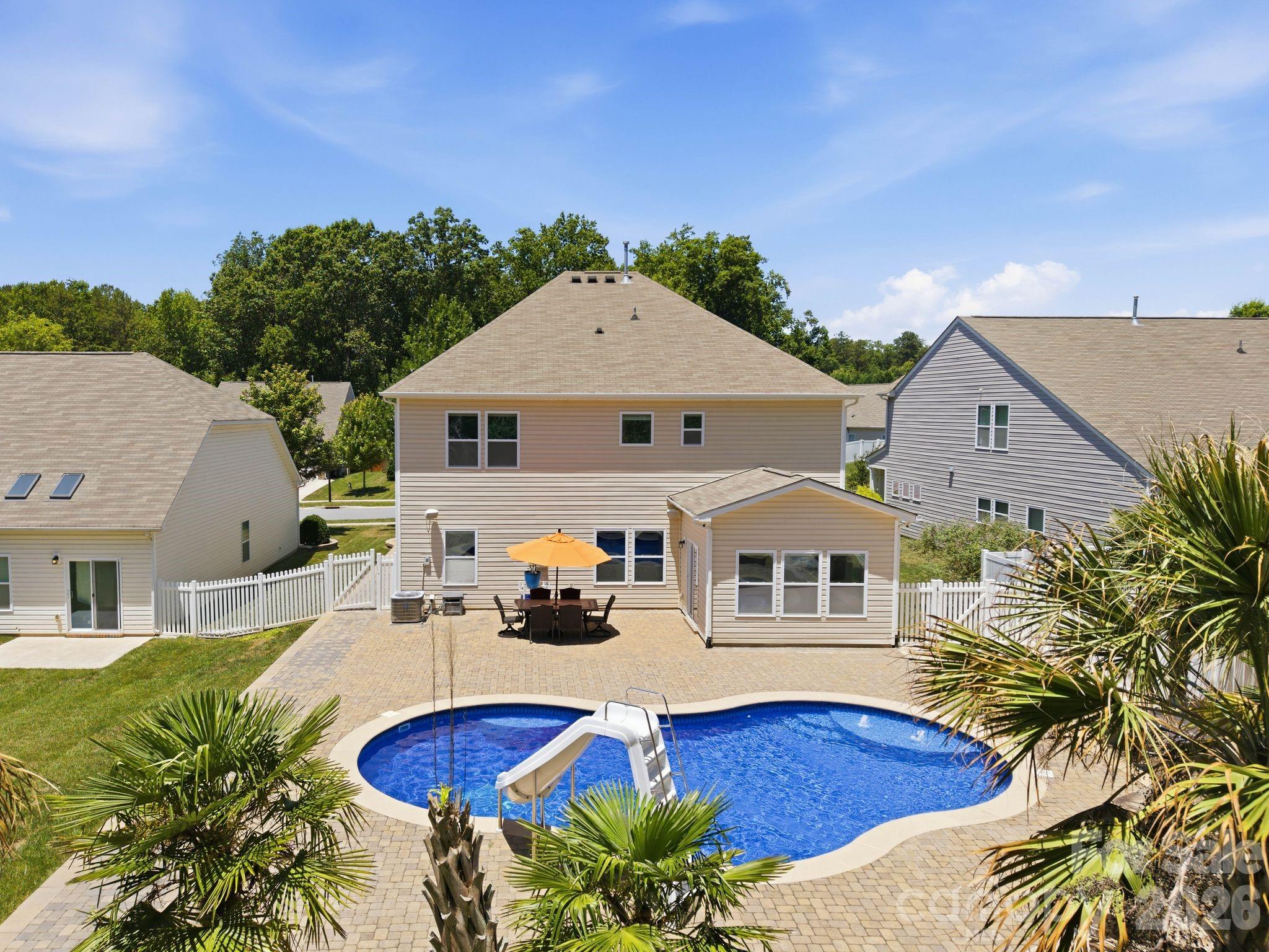 125 Paradise Hills Circle — Mooresville
