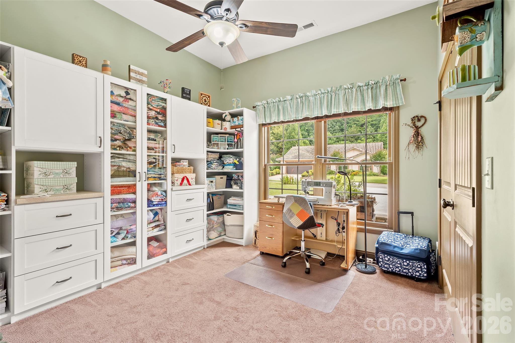 25 Ocaso Drive — Asheville