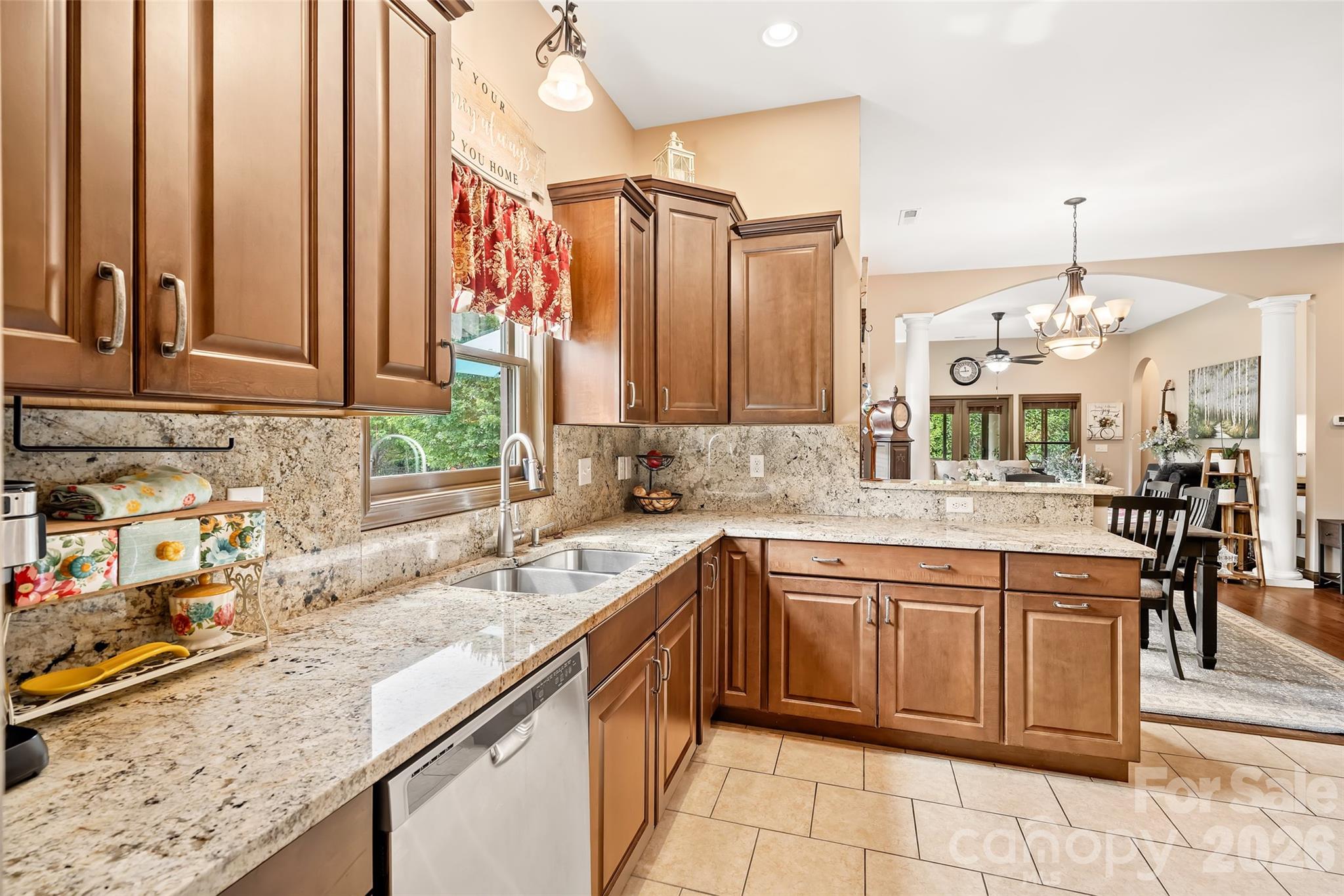 25 Ocaso Drive — Asheville
