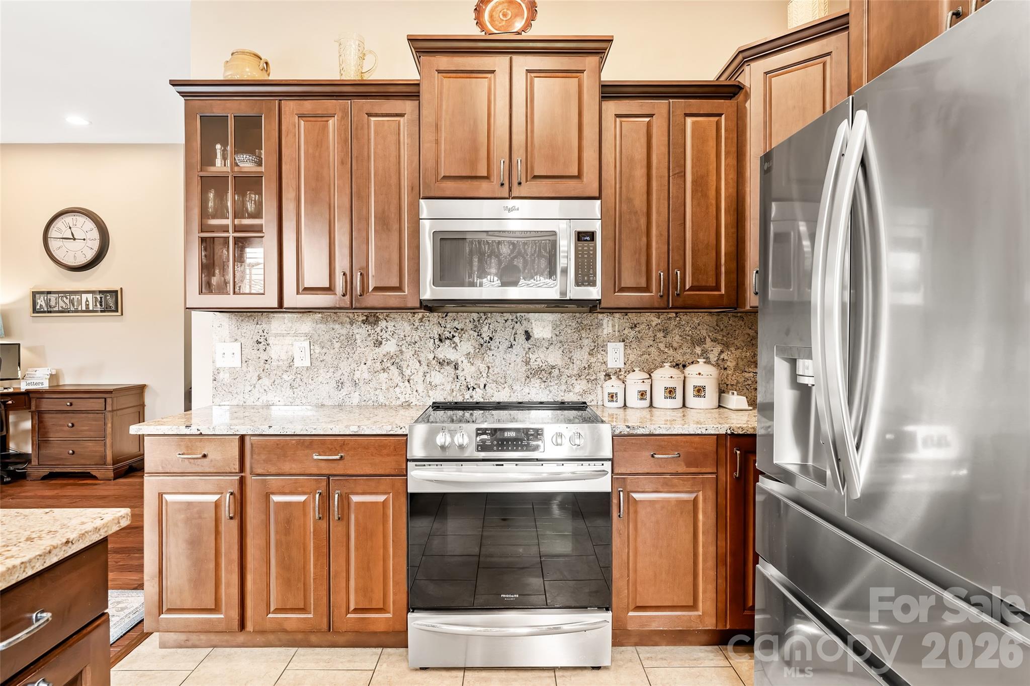 25 Ocaso Drive — Asheville