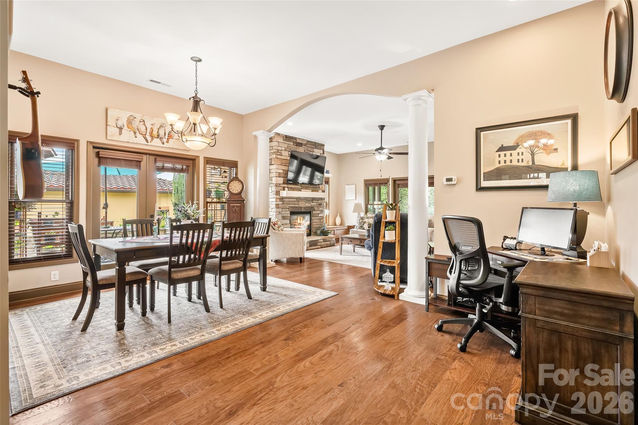 25 Ocaso Drive — Asheville