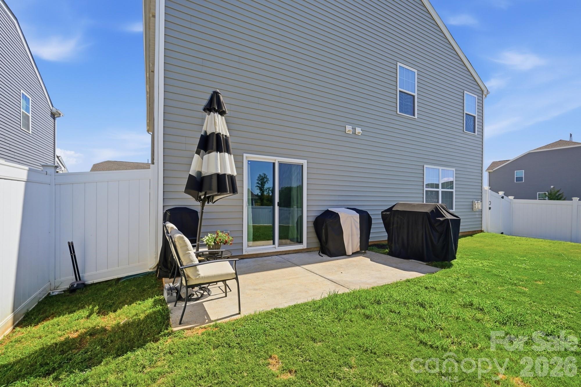 170 Giant Oak Avenue — Statesville