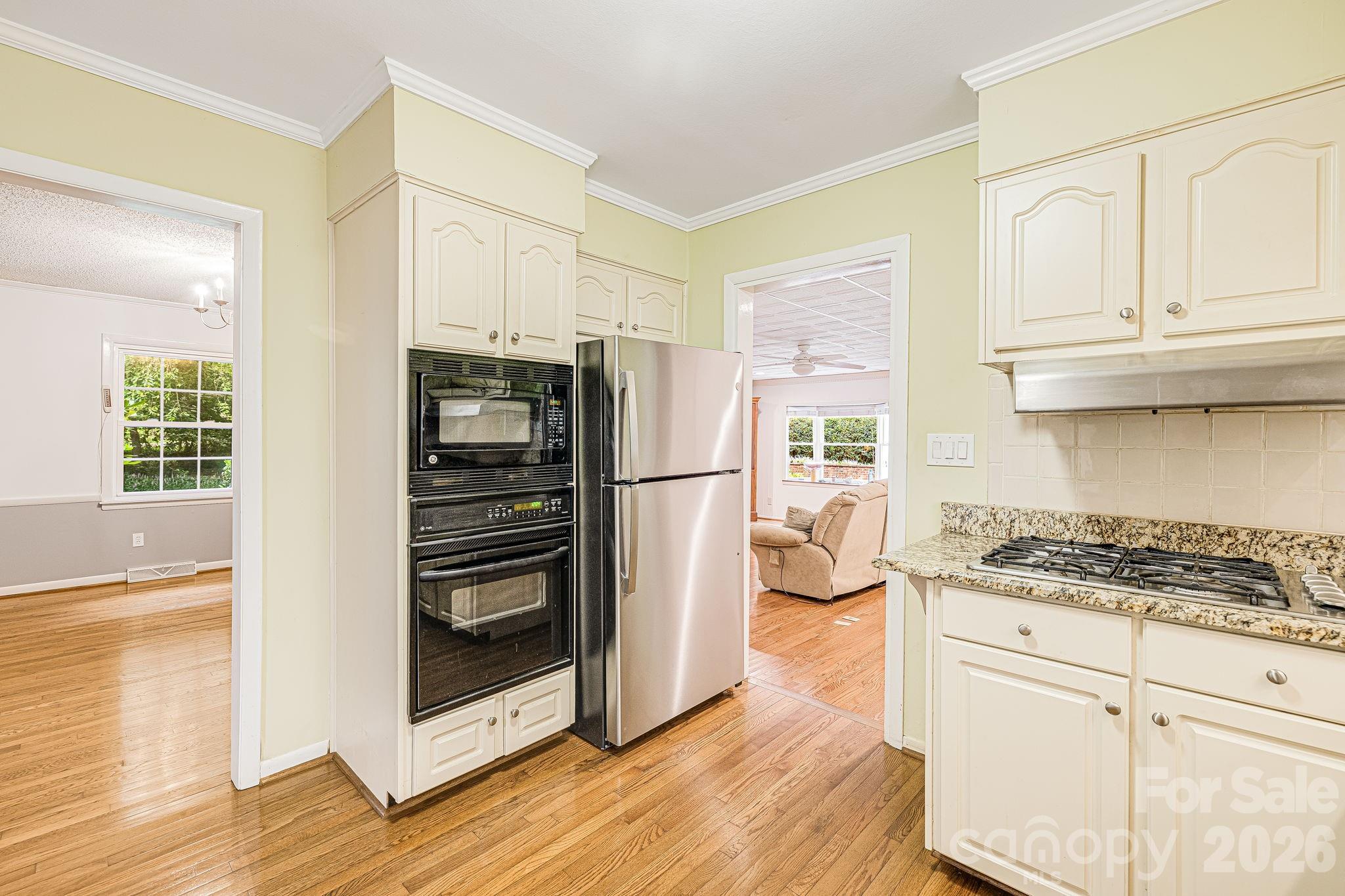 38 Westridge Drive — Asheville