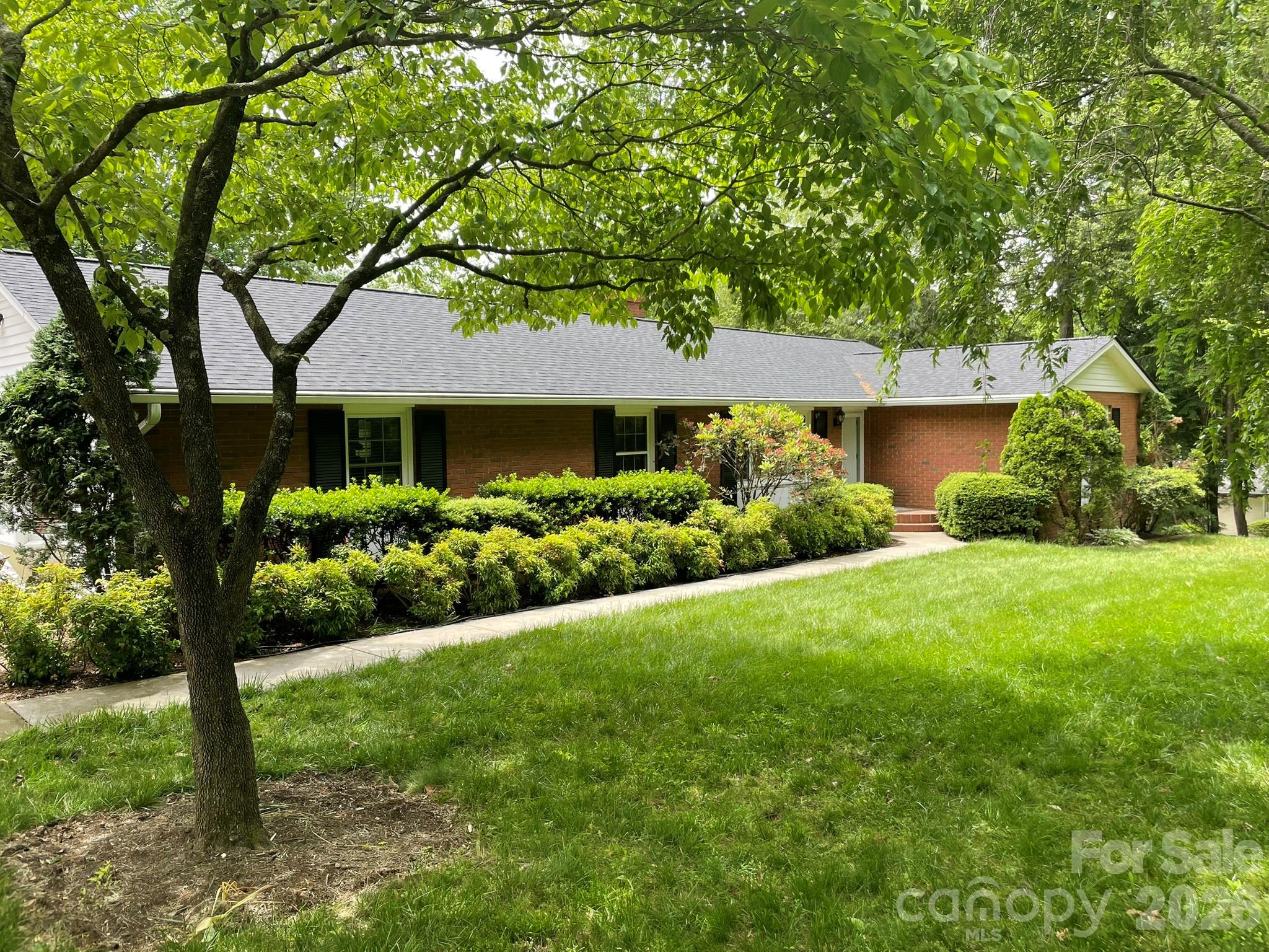 38 Westridge Drive — Asheville