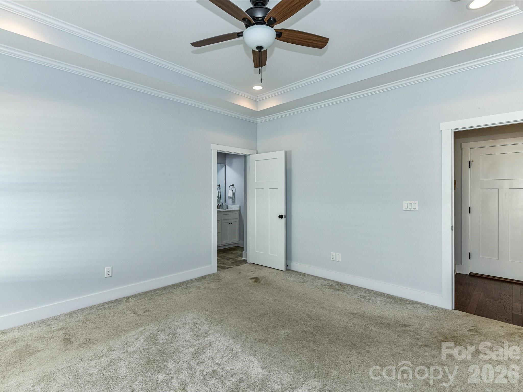 423 Ellicott Lane — Locust