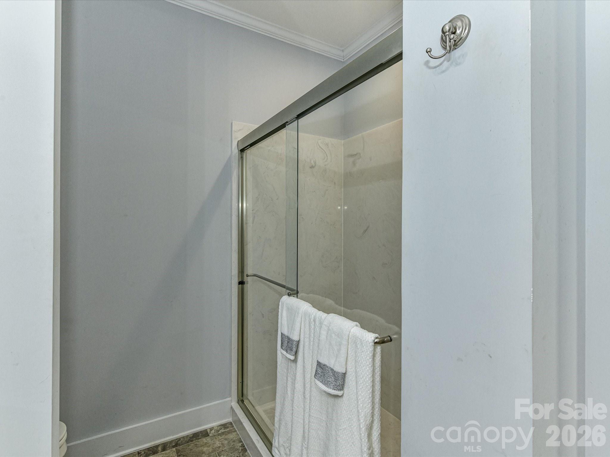 423 Ellicott Lane — Locust