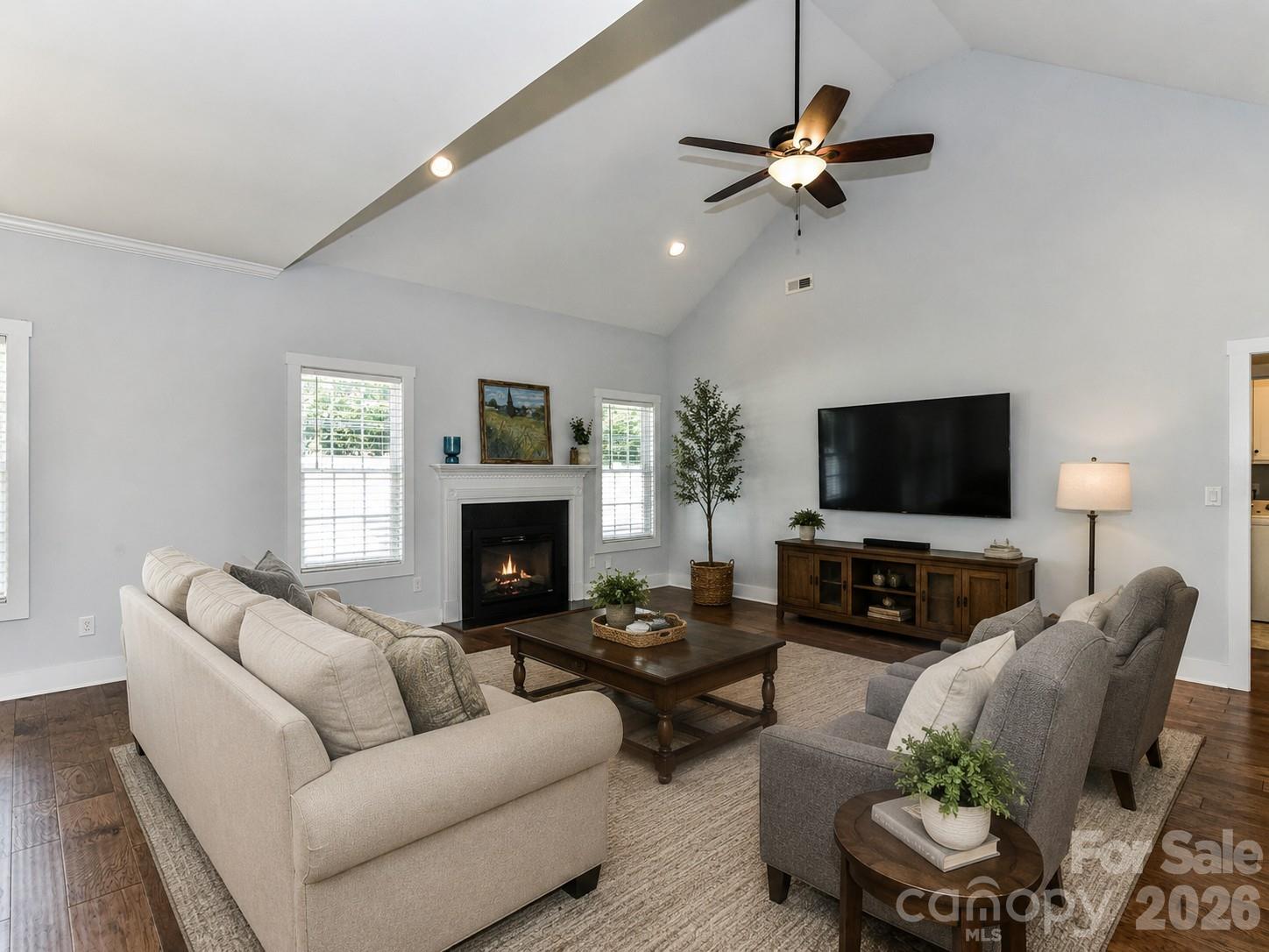 423 Ellicott Lane — Locust