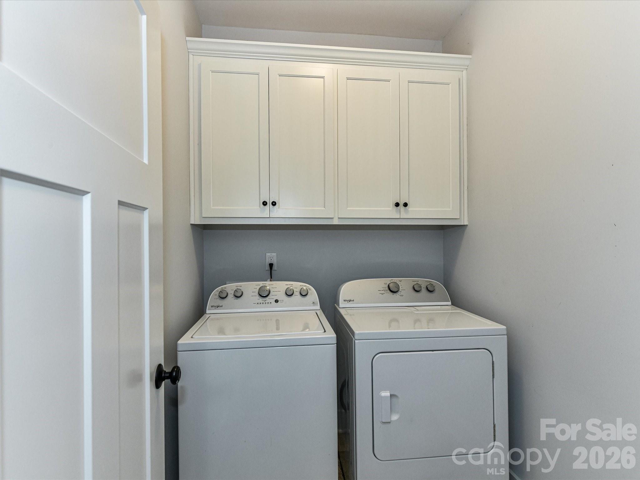 423 Ellicott Lane — Locust