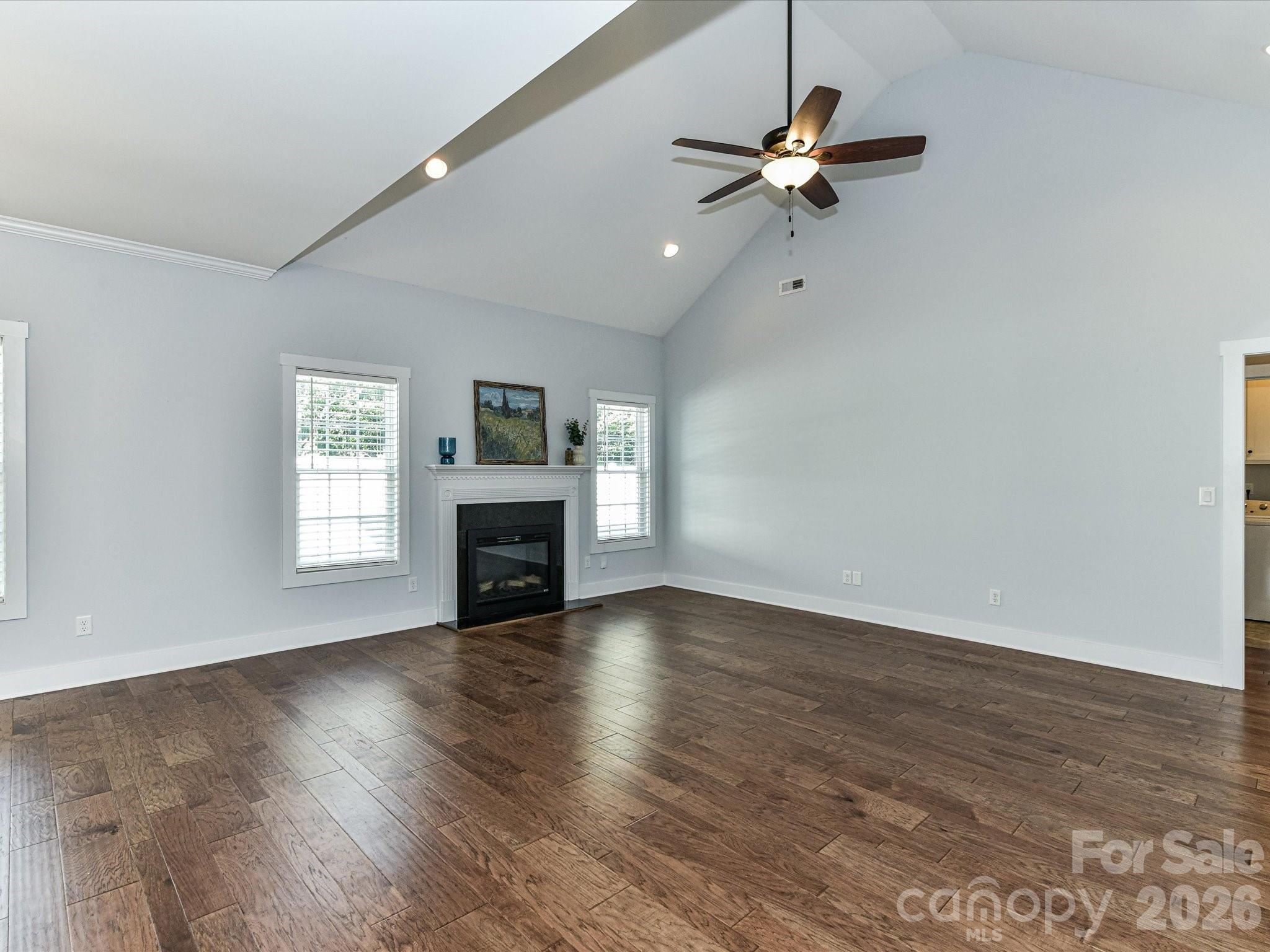 423 Ellicott Lane — Locust