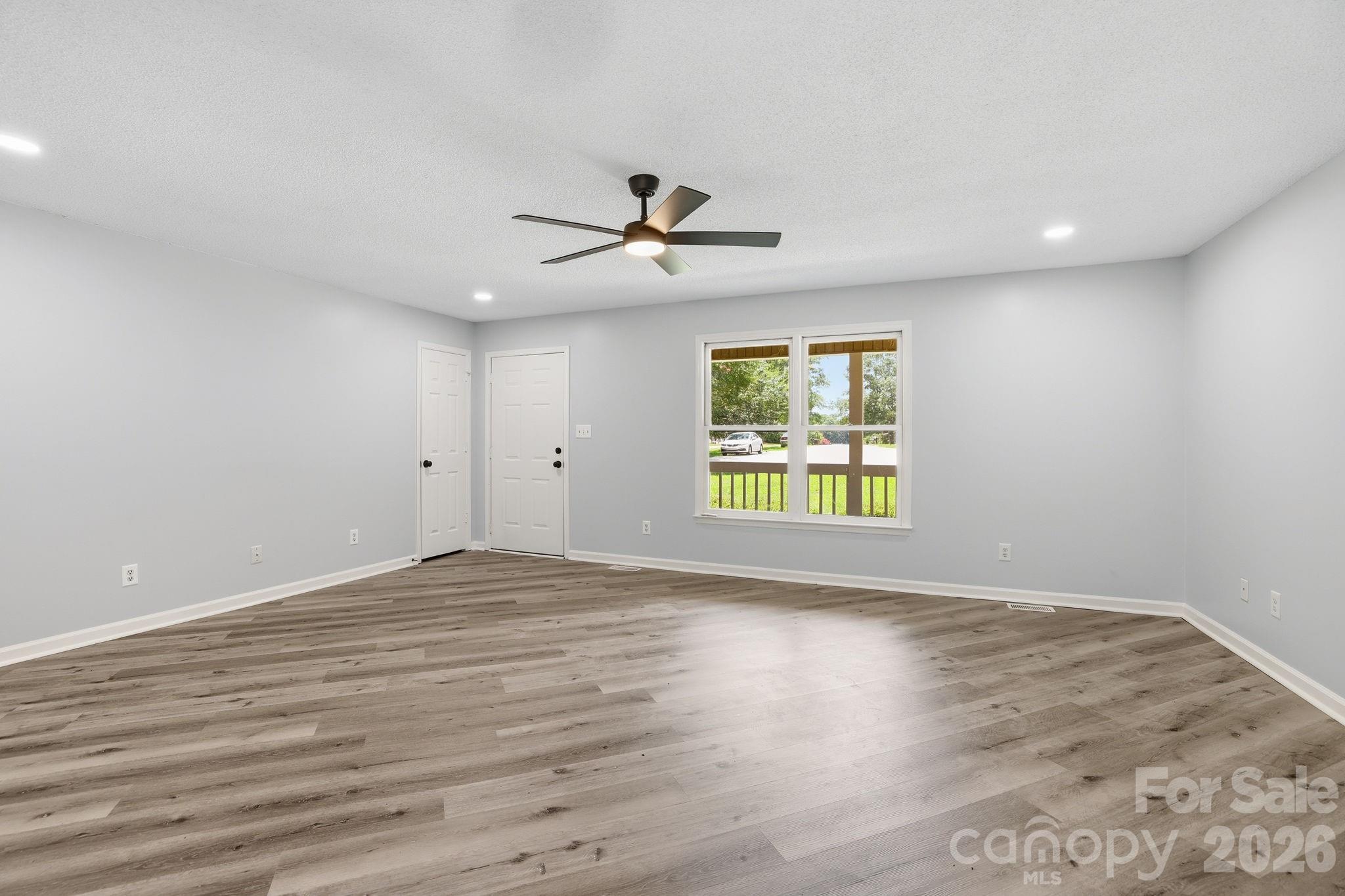 1801 Bridgewood Drive — Lancaster