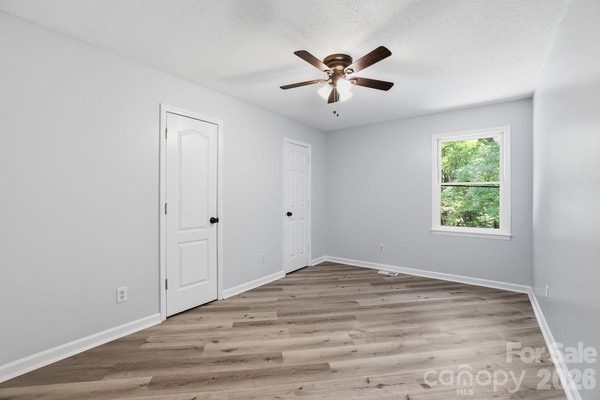 1801 Bridgewood Drive — Lancaster