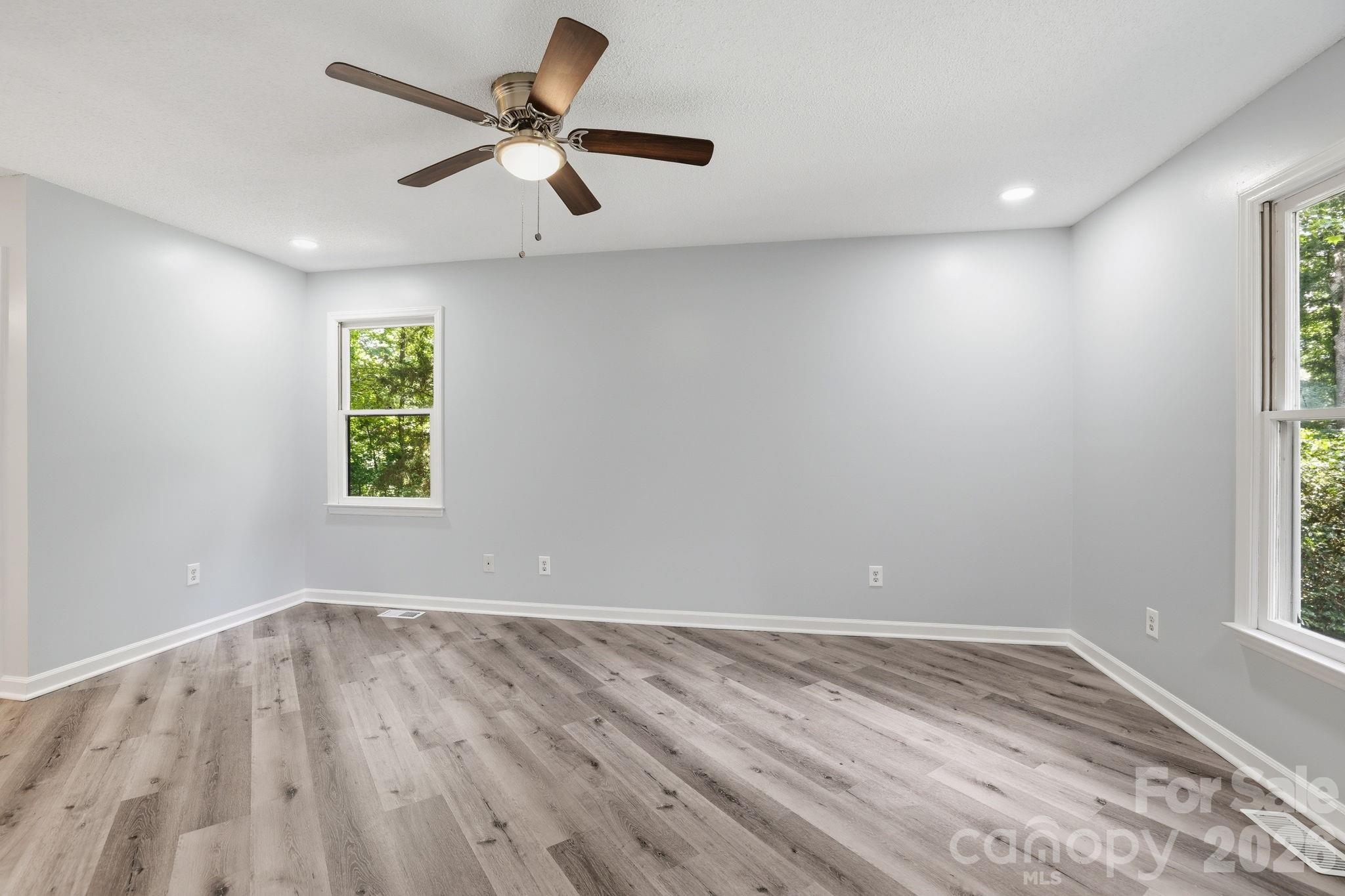 1801 Bridgewood Drive — Lancaster