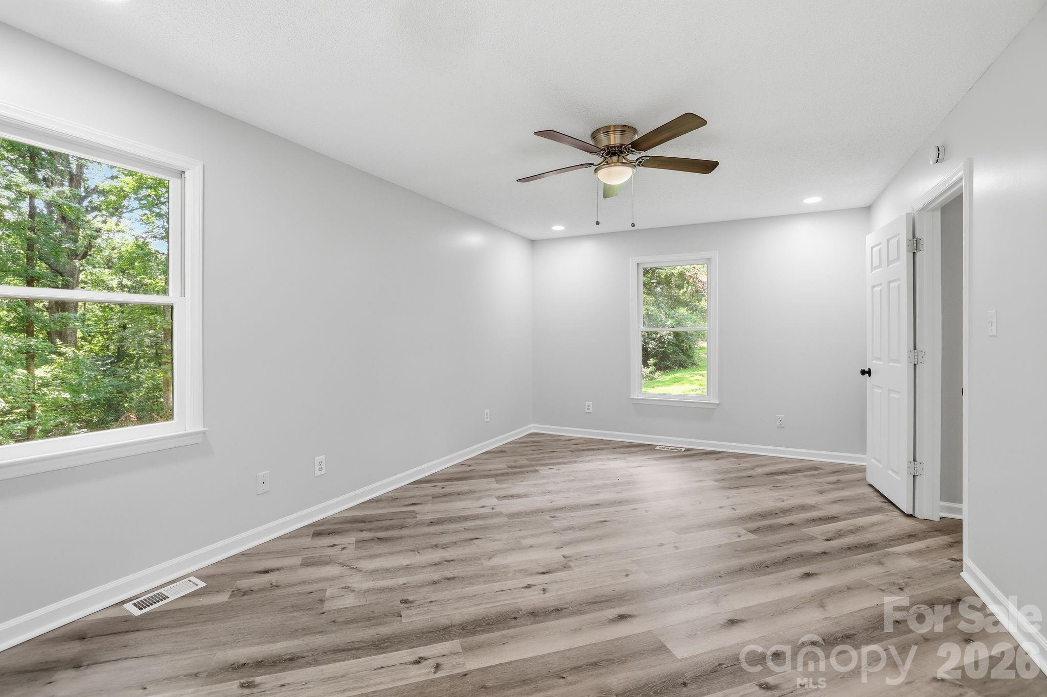 1801 Bridgewood Drive — Lancaster