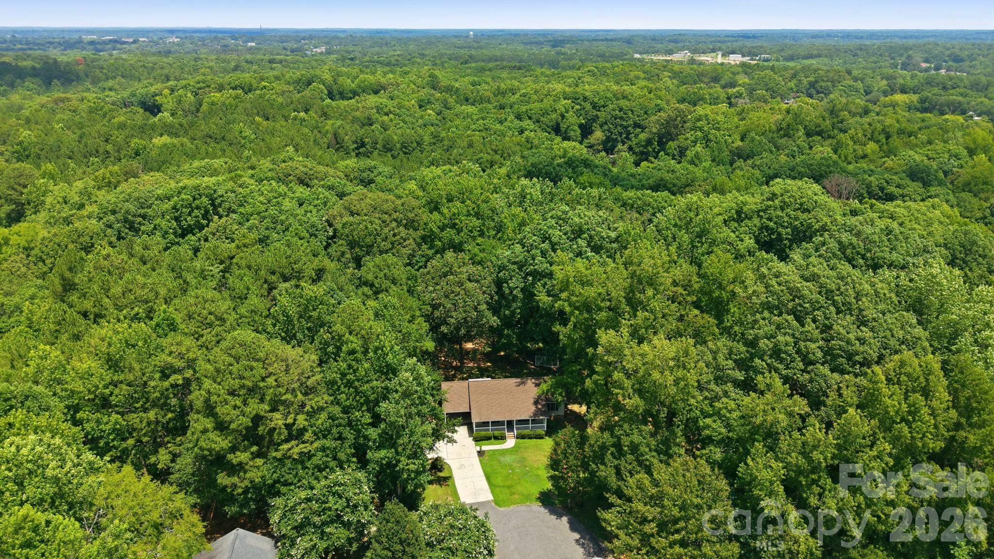 1801 Bridgewood Drive — Lancaster