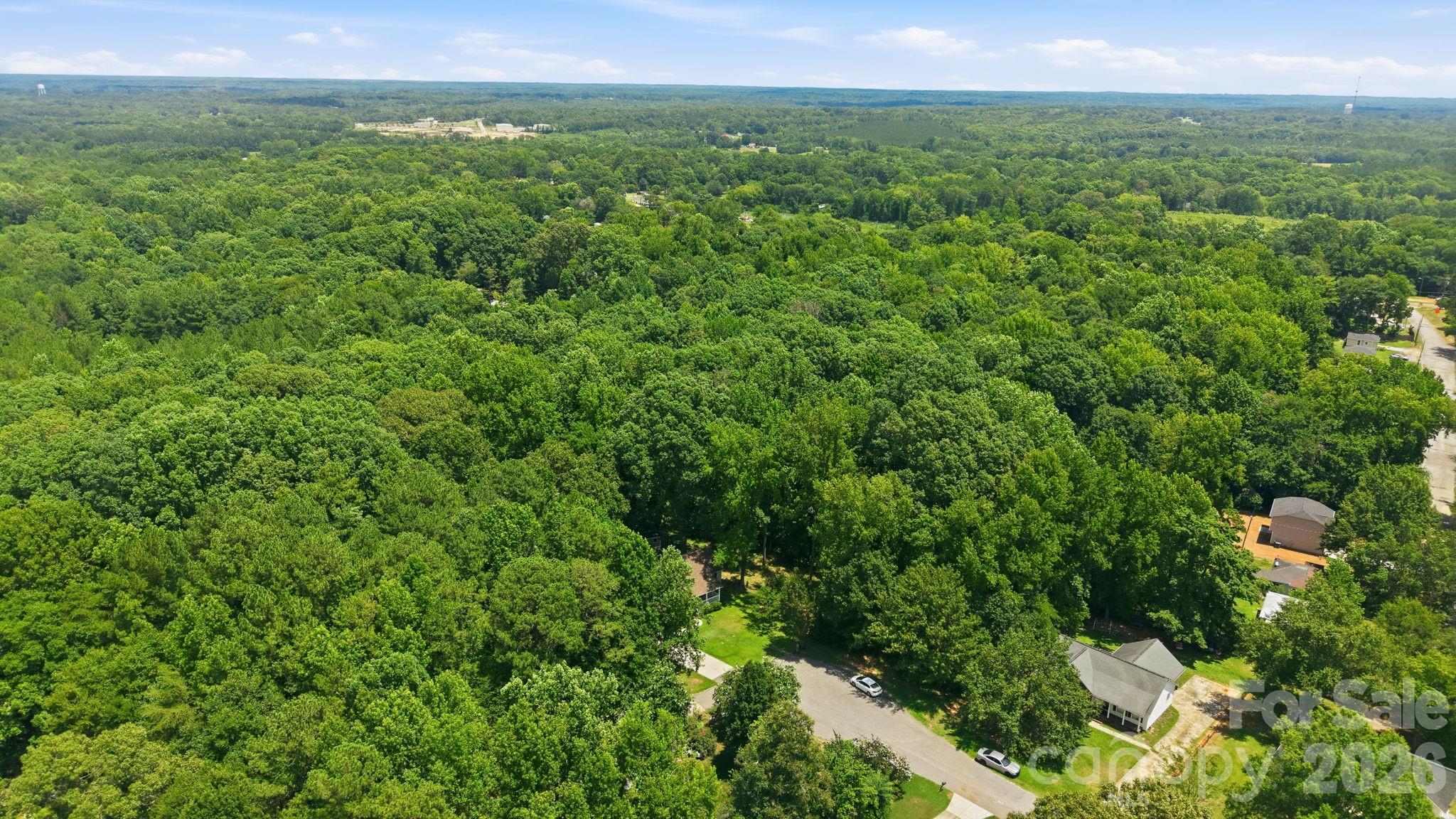 1801 Bridgewood Drive — Lancaster