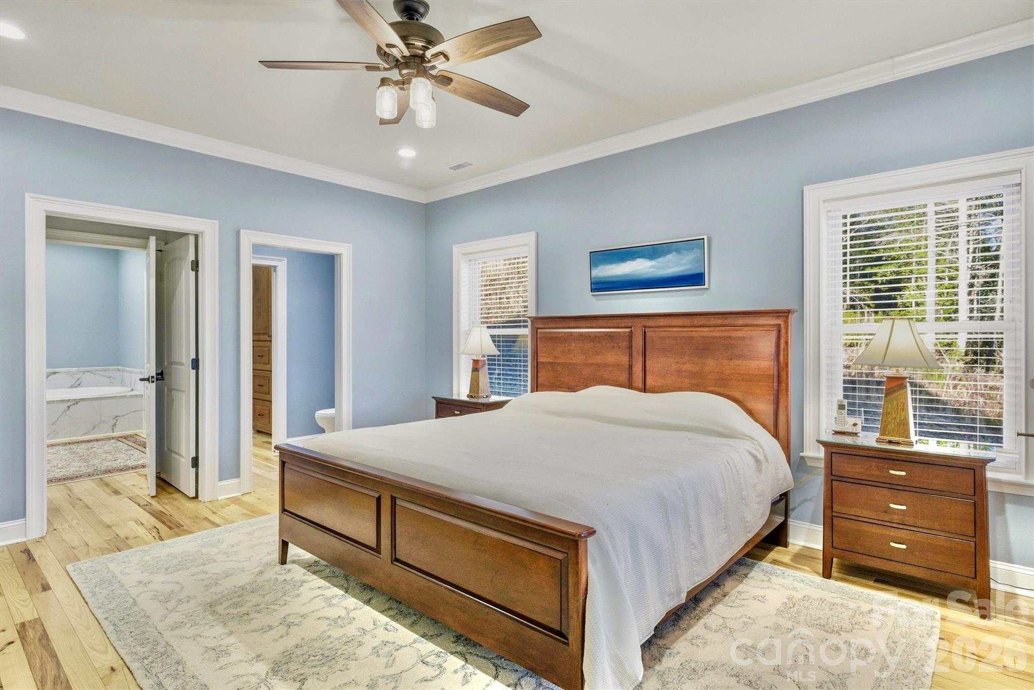 1510 Royal Lane — Lenoir