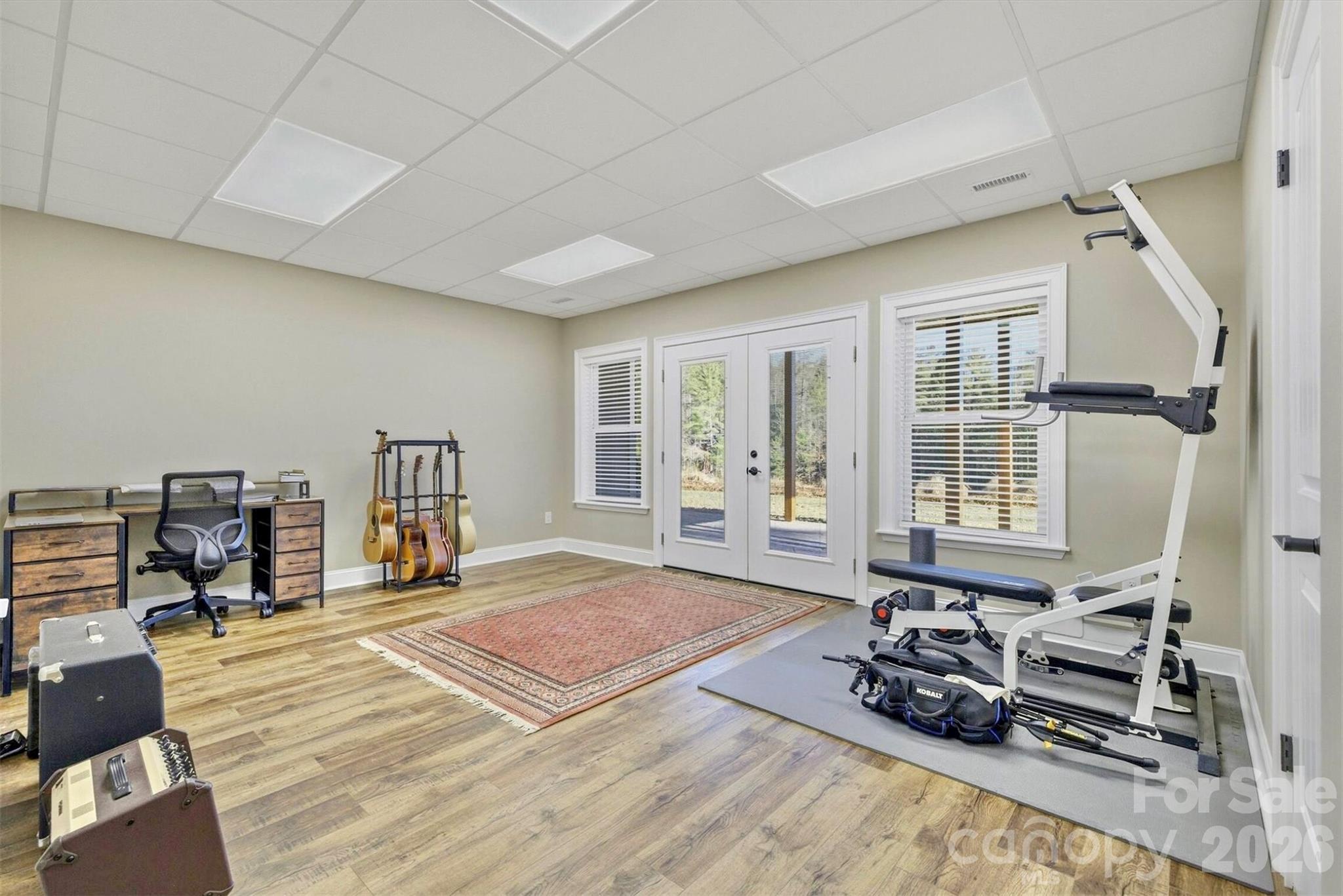 1510 Royal Lane — Lenoir