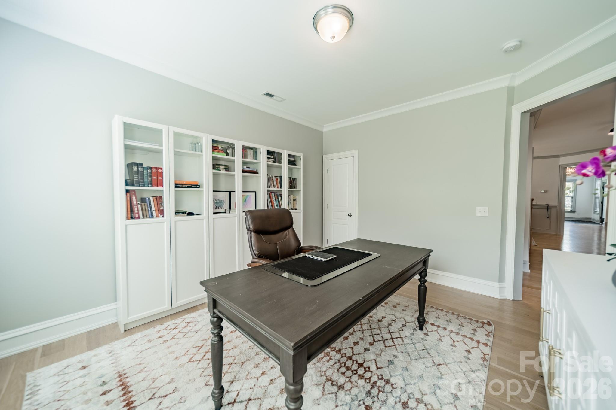 15215 Colonial Park Drive — Huntersville