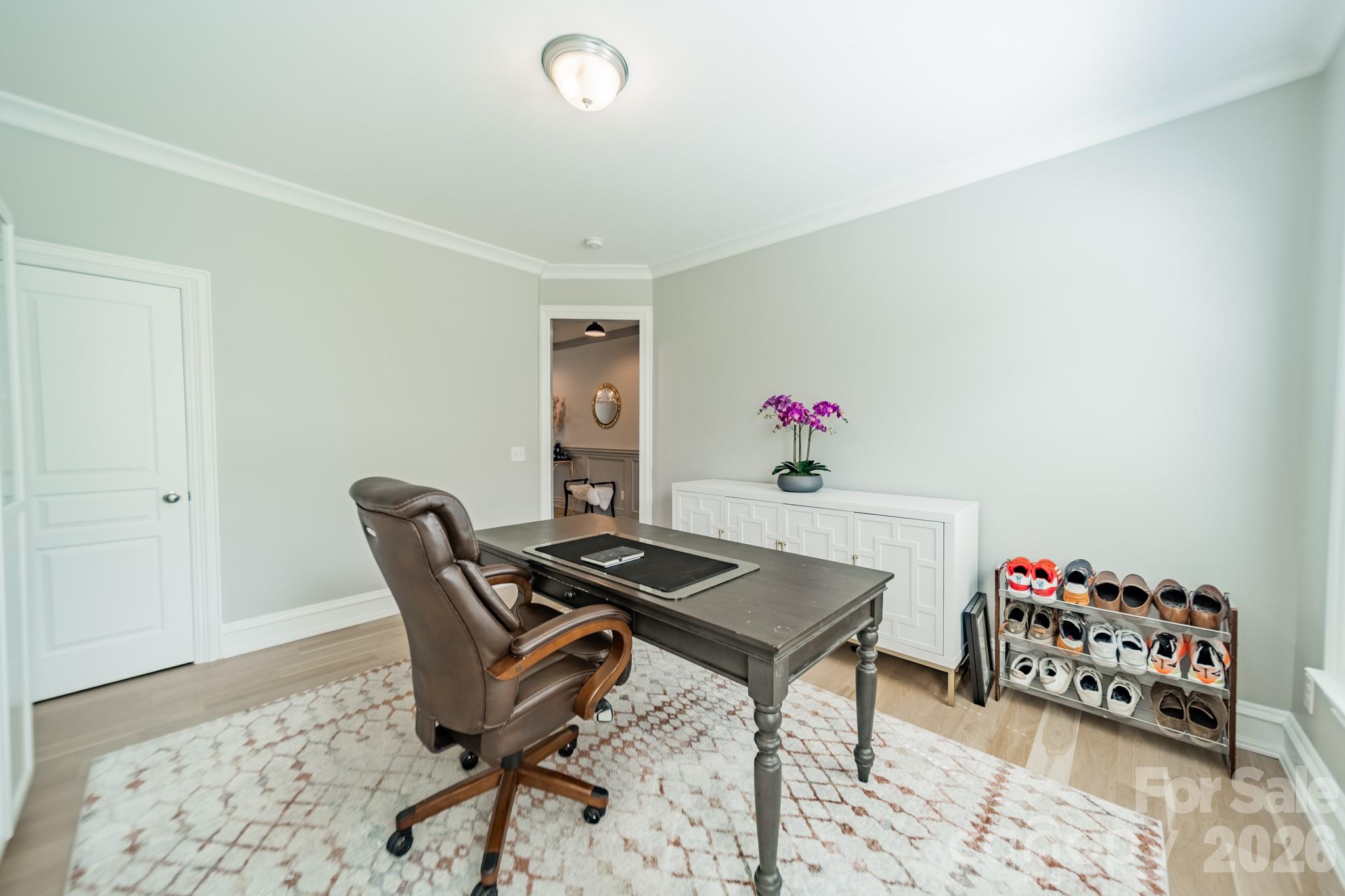 15215 Colonial Park Drive — Huntersville