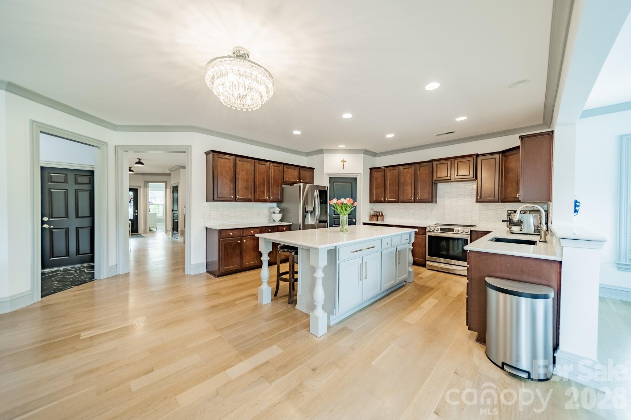 15215 Colonial Park Drive — Huntersville