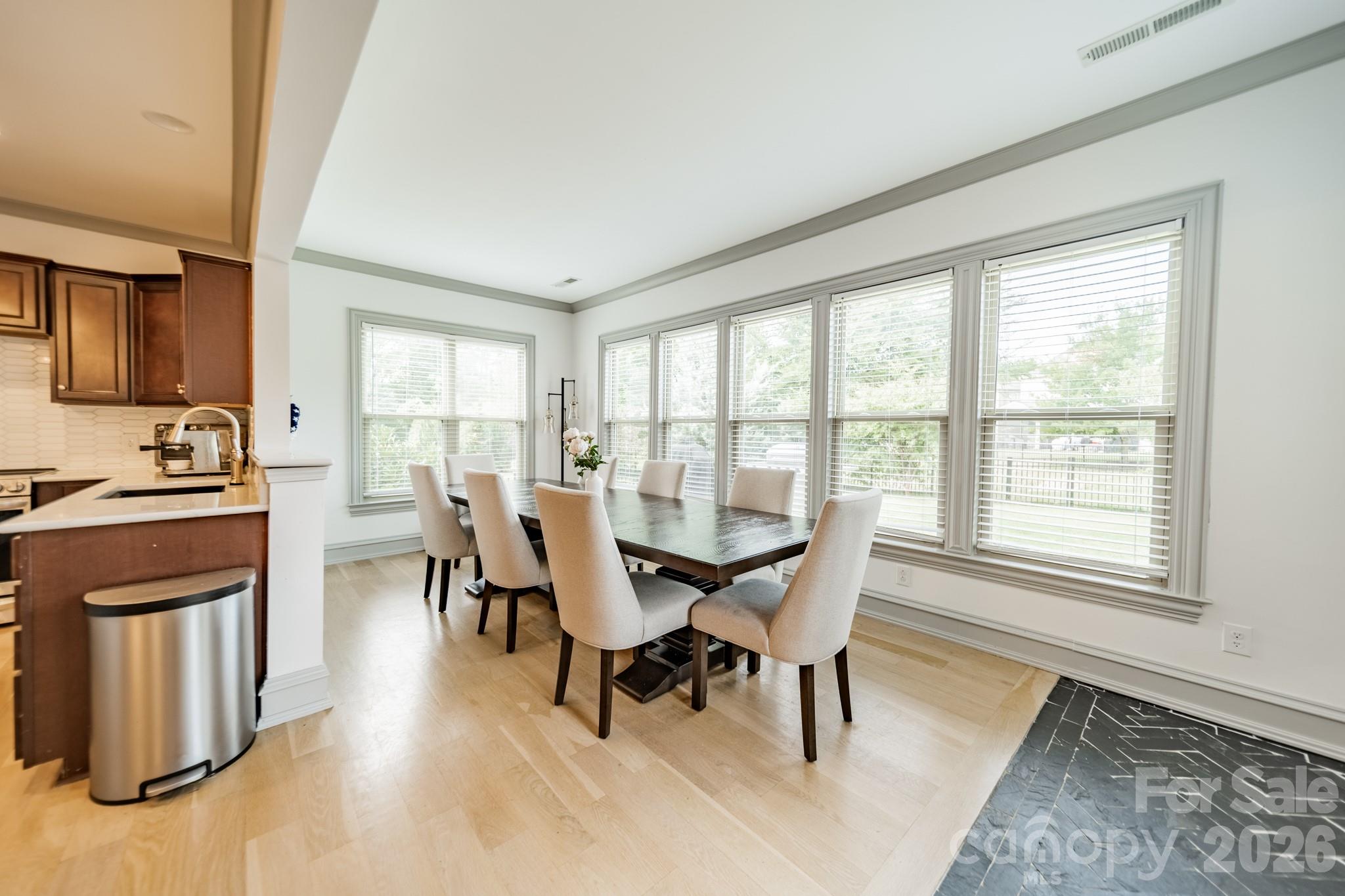 15215 Colonial Park Drive — Huntersville