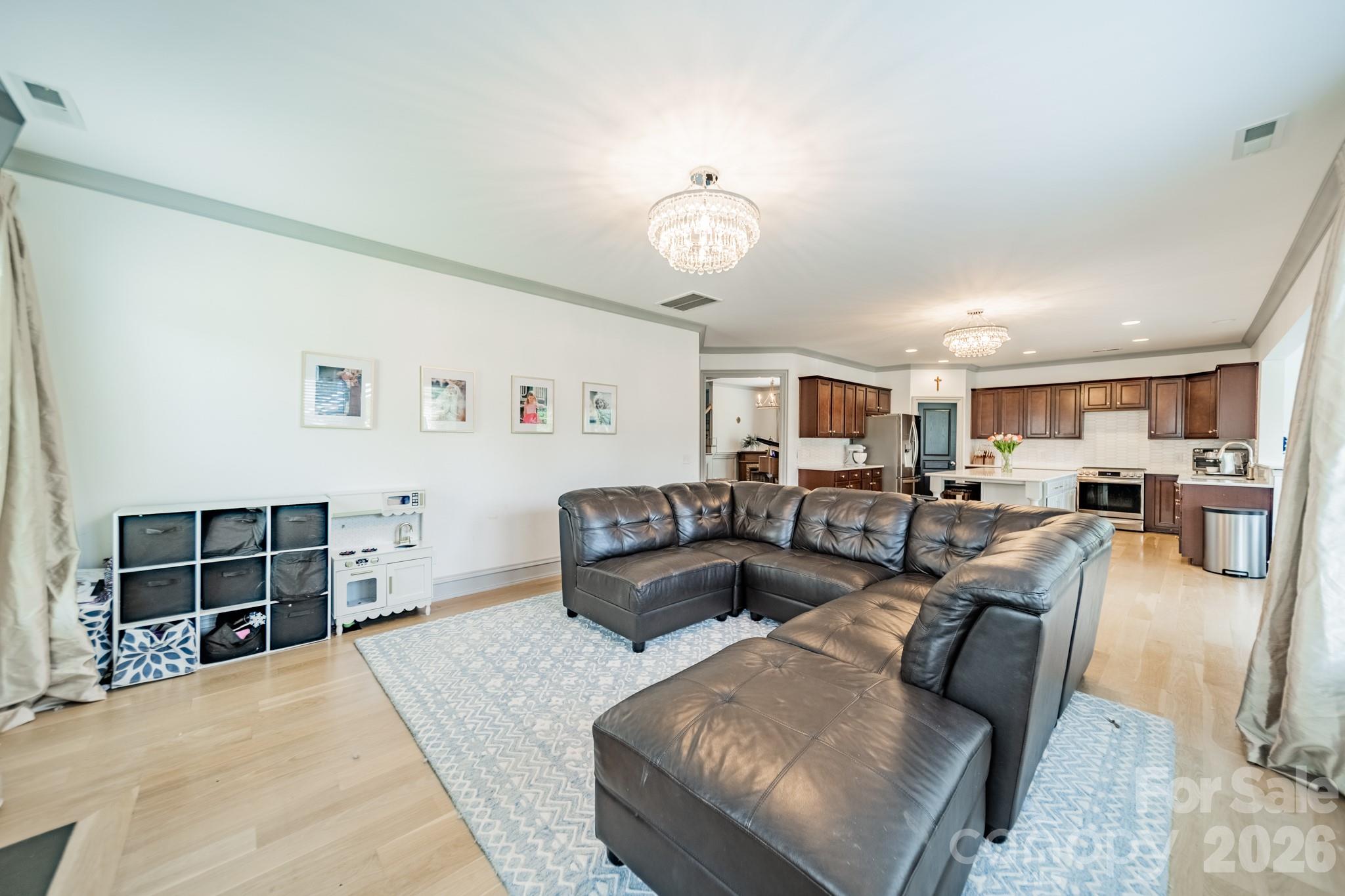 15215 Colonial Park Drive — Huntersville