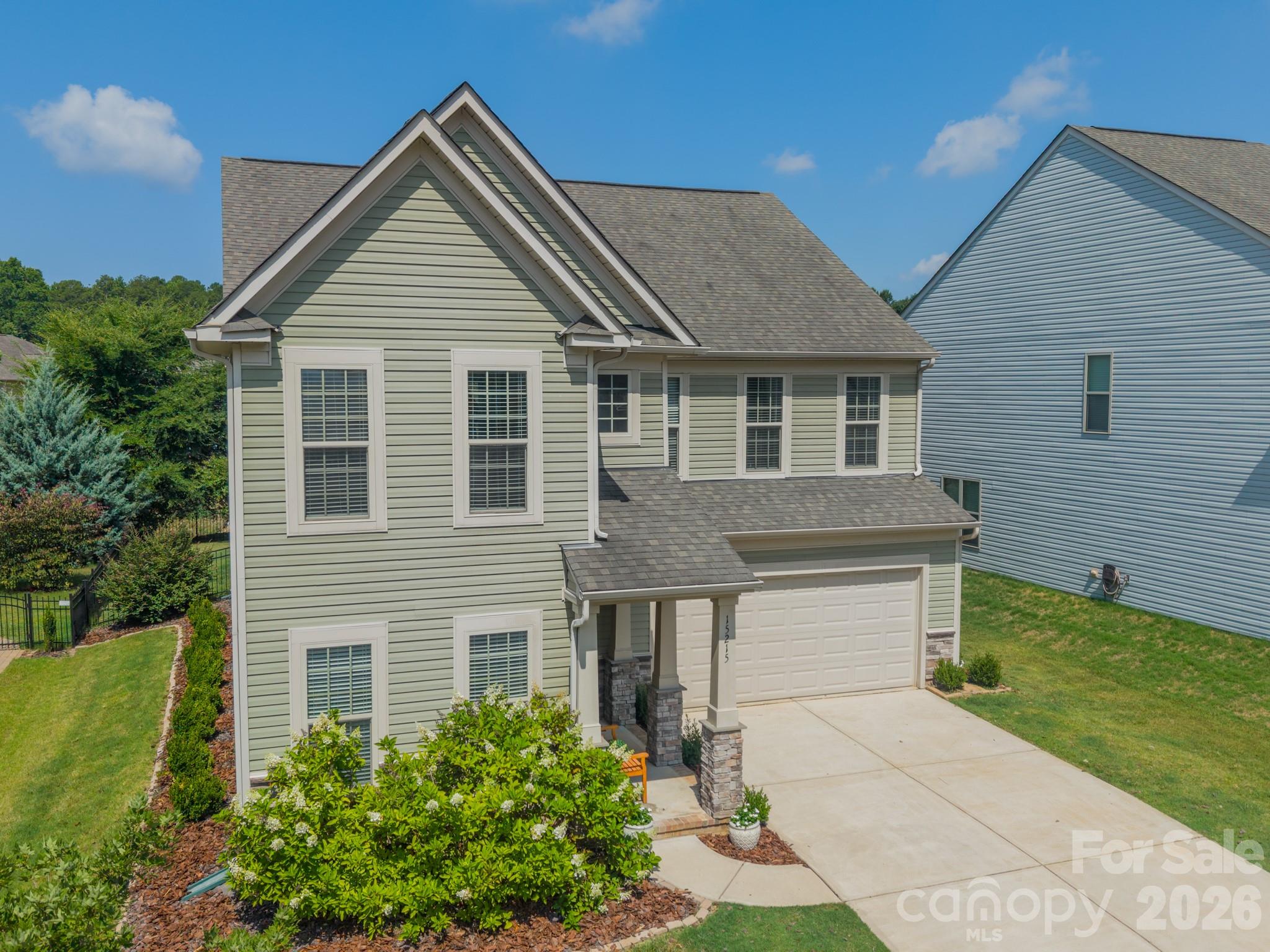 15215 Colonial Park Drive — Huntersville