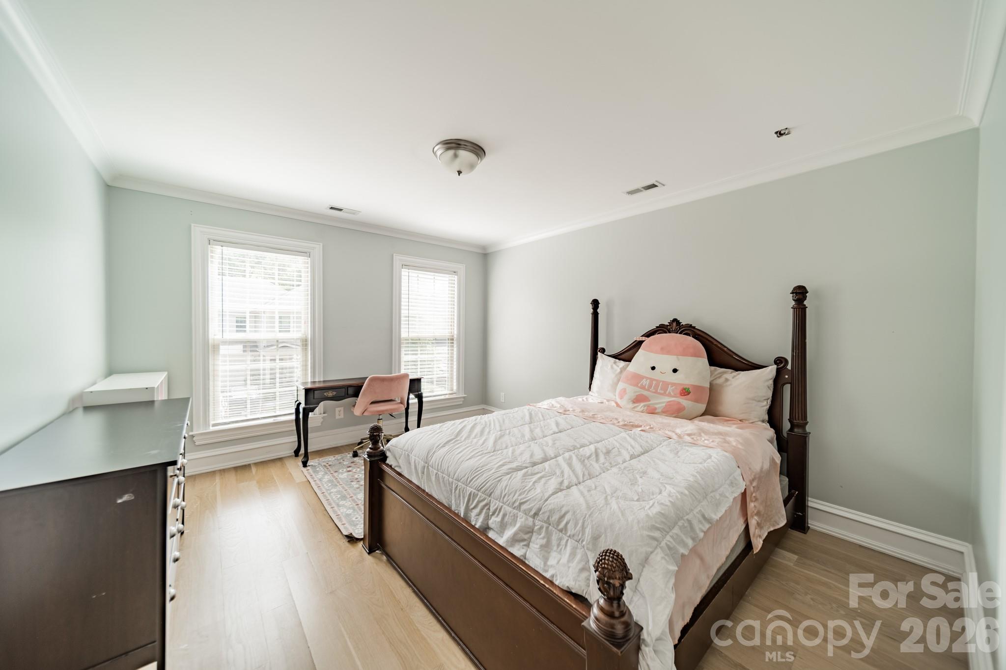 15215 Colonial Park Drive — Huntersville