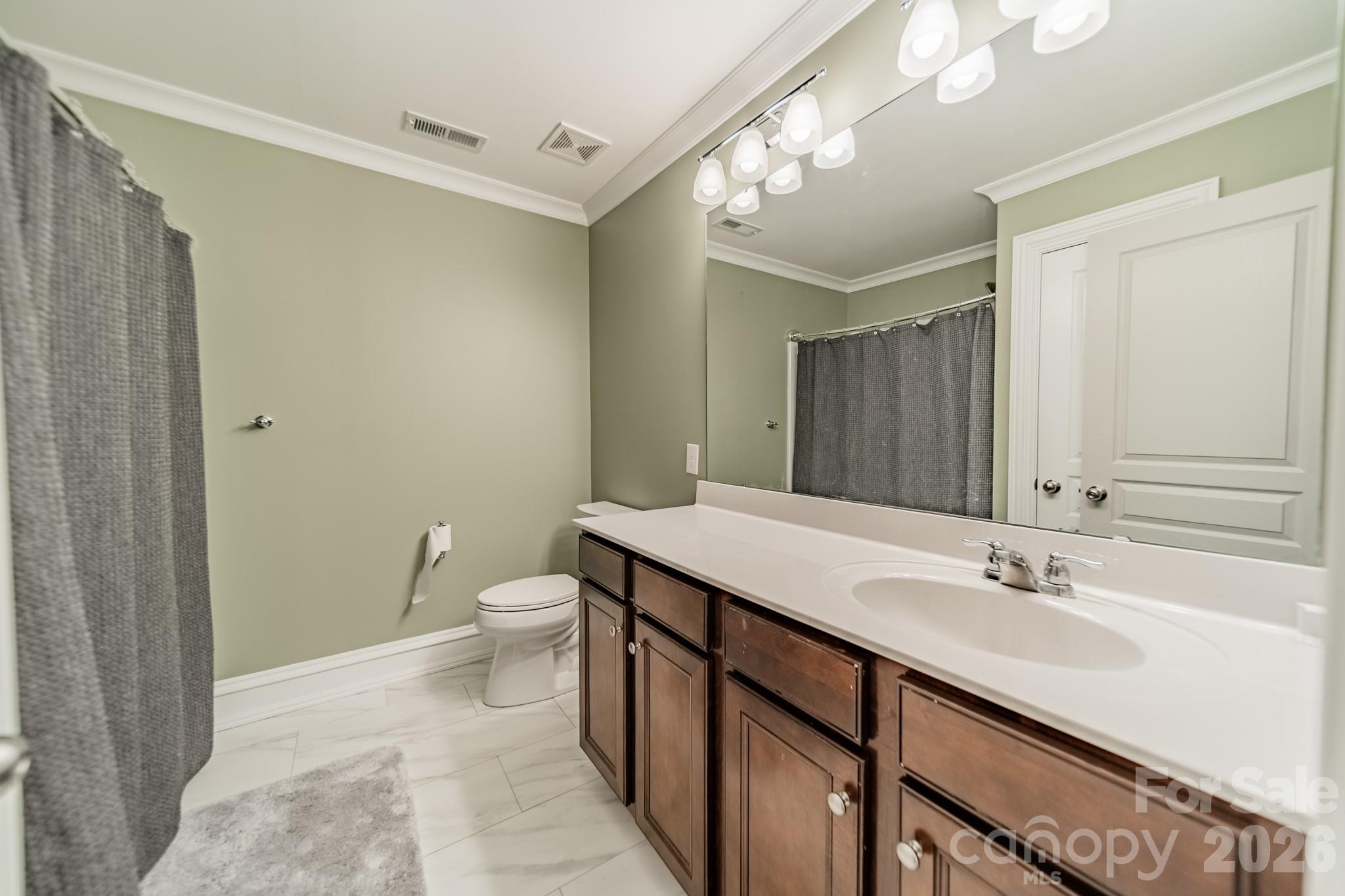 15215 Colonial Park Drive — Huntersville