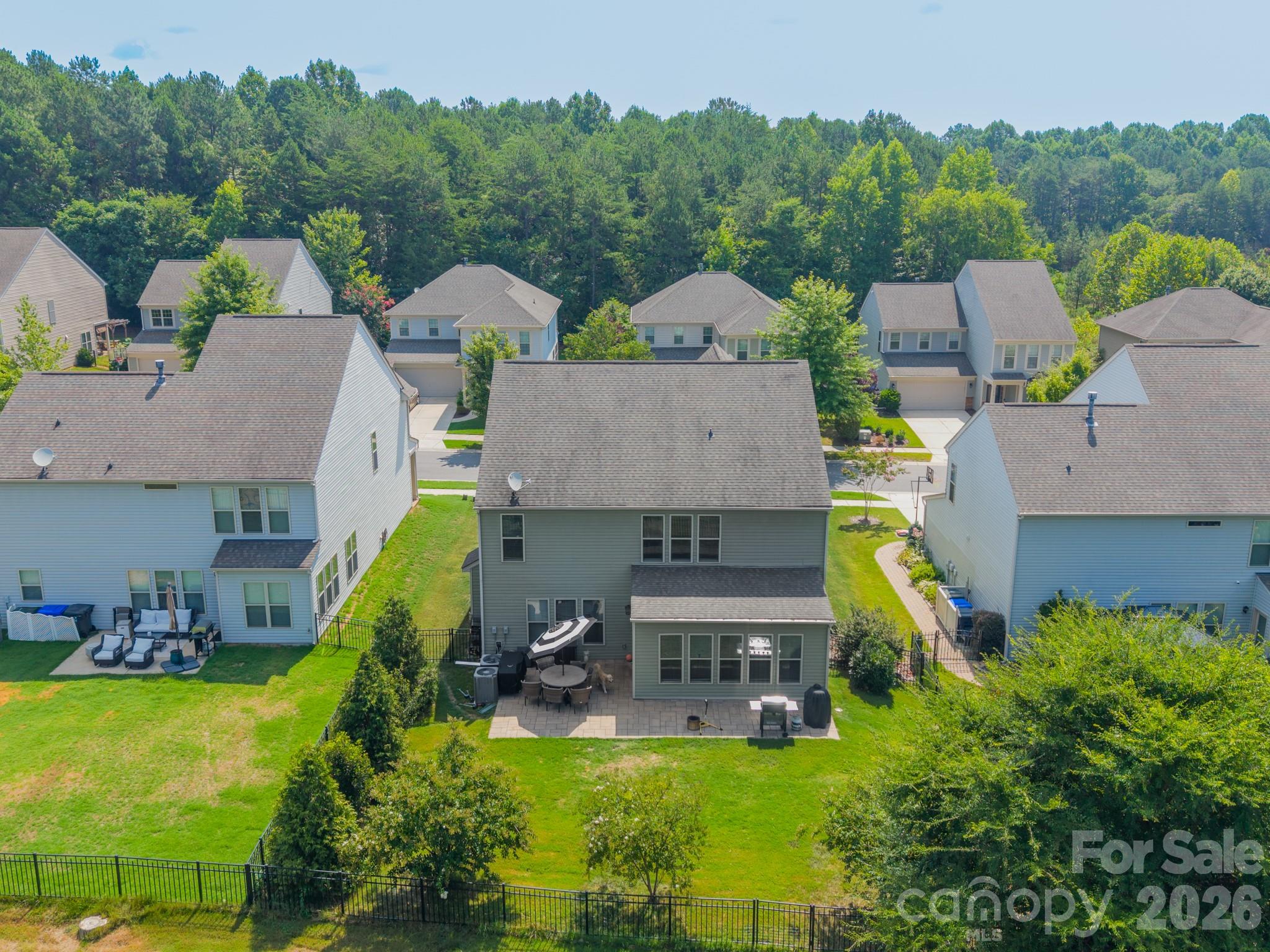 15215 Colonial Park Drive — Huntersville