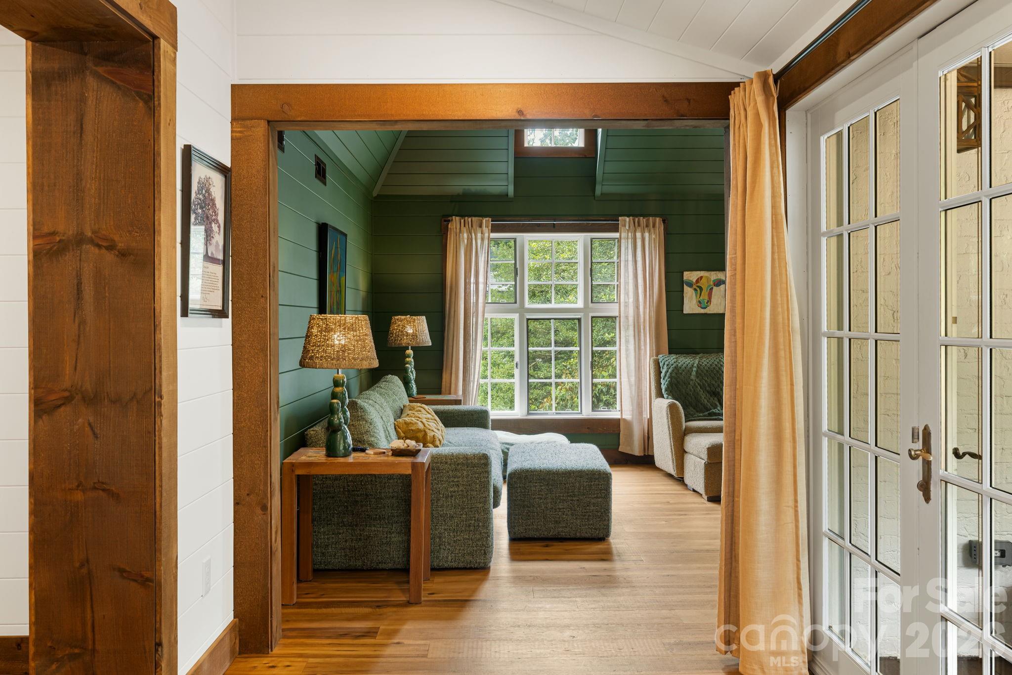 42 Cranford Road — Asheville