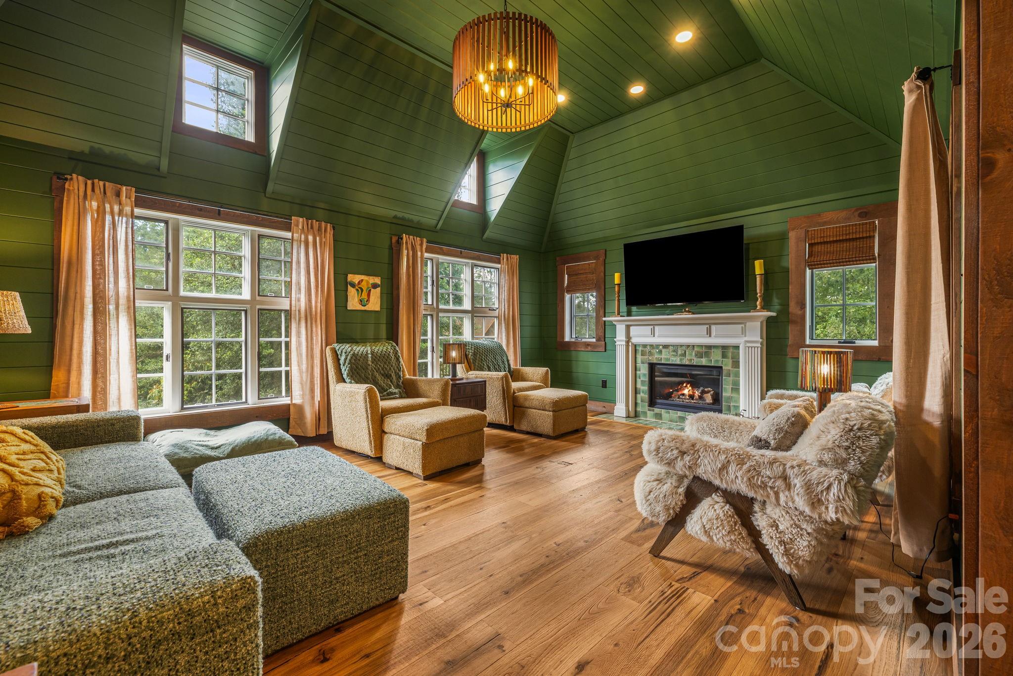 42 Cranford Road — Asheville