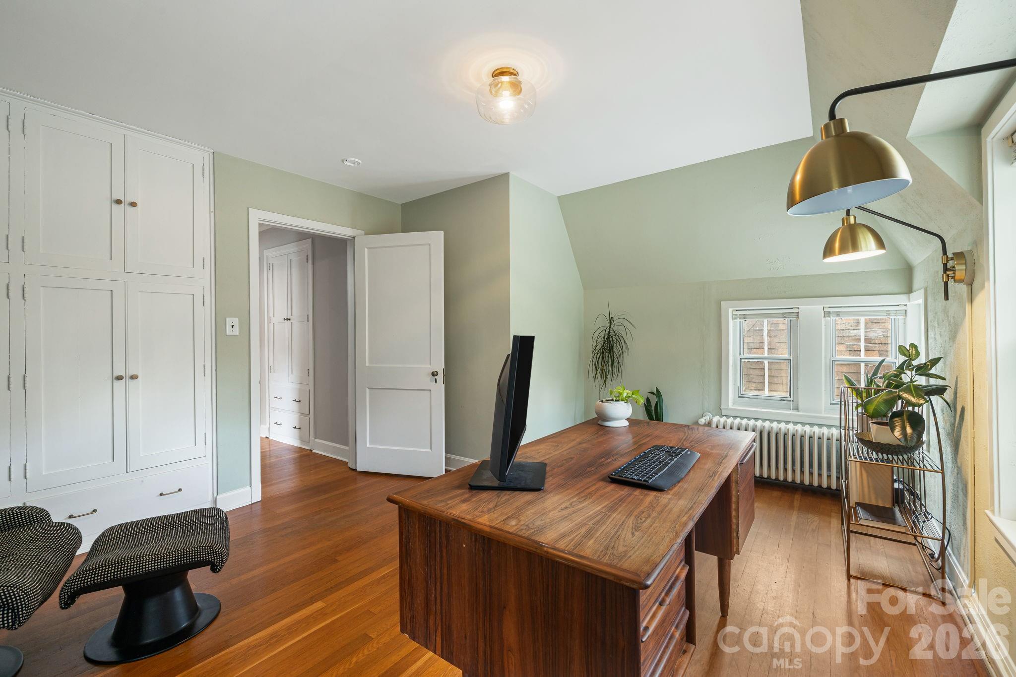 42 Cranford Road — Asheville