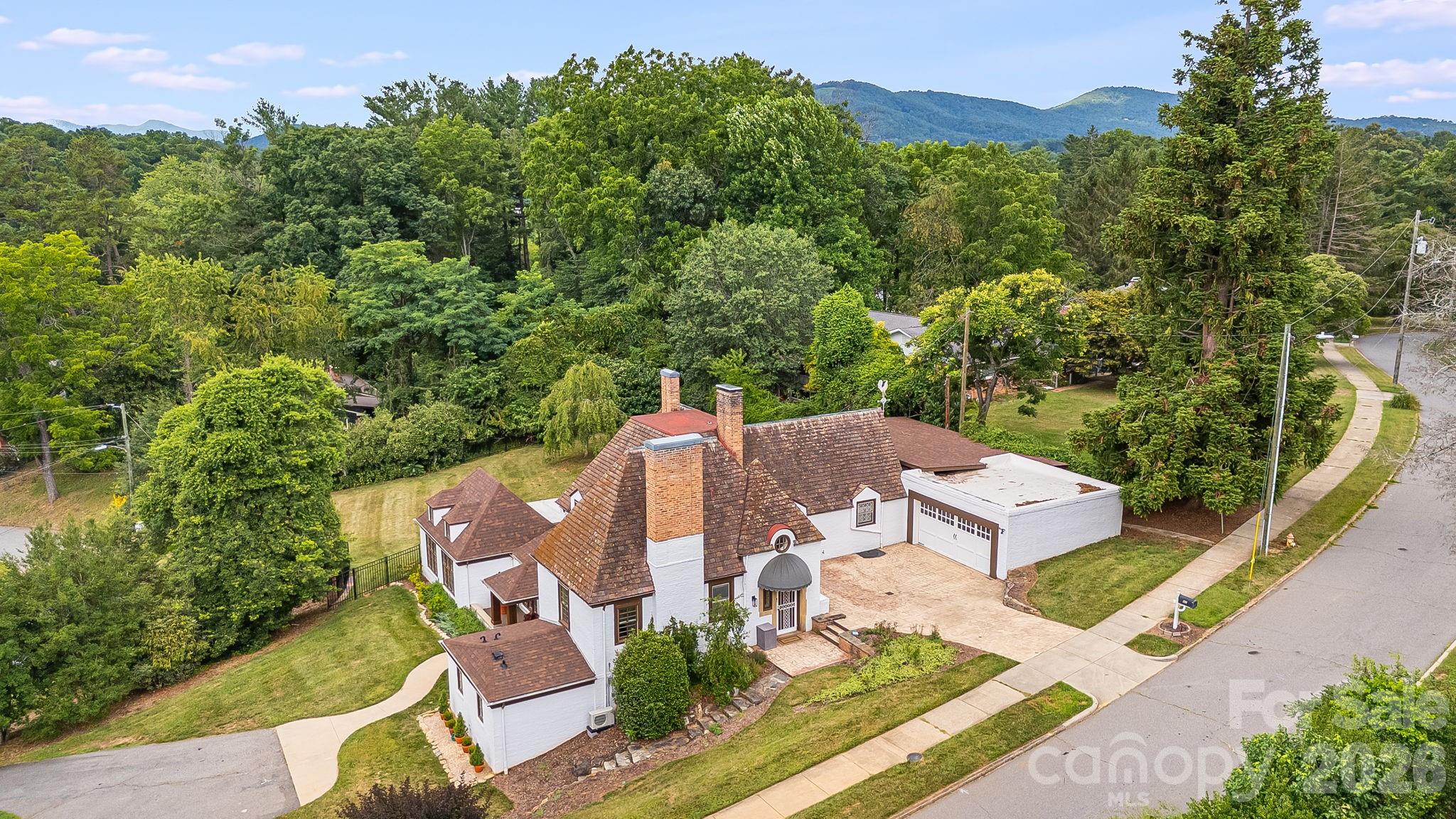 42 Cranford Road — Asheville