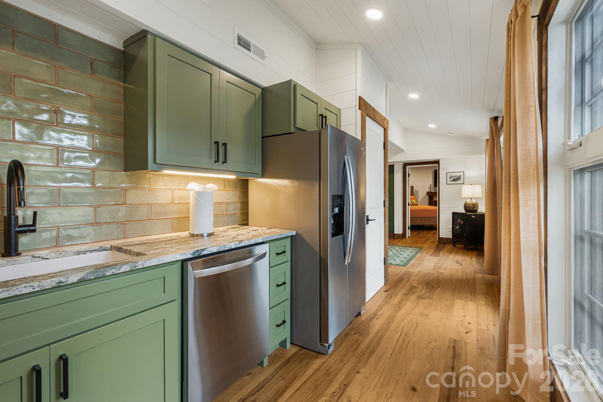 42 Cranford Road — Asheville
