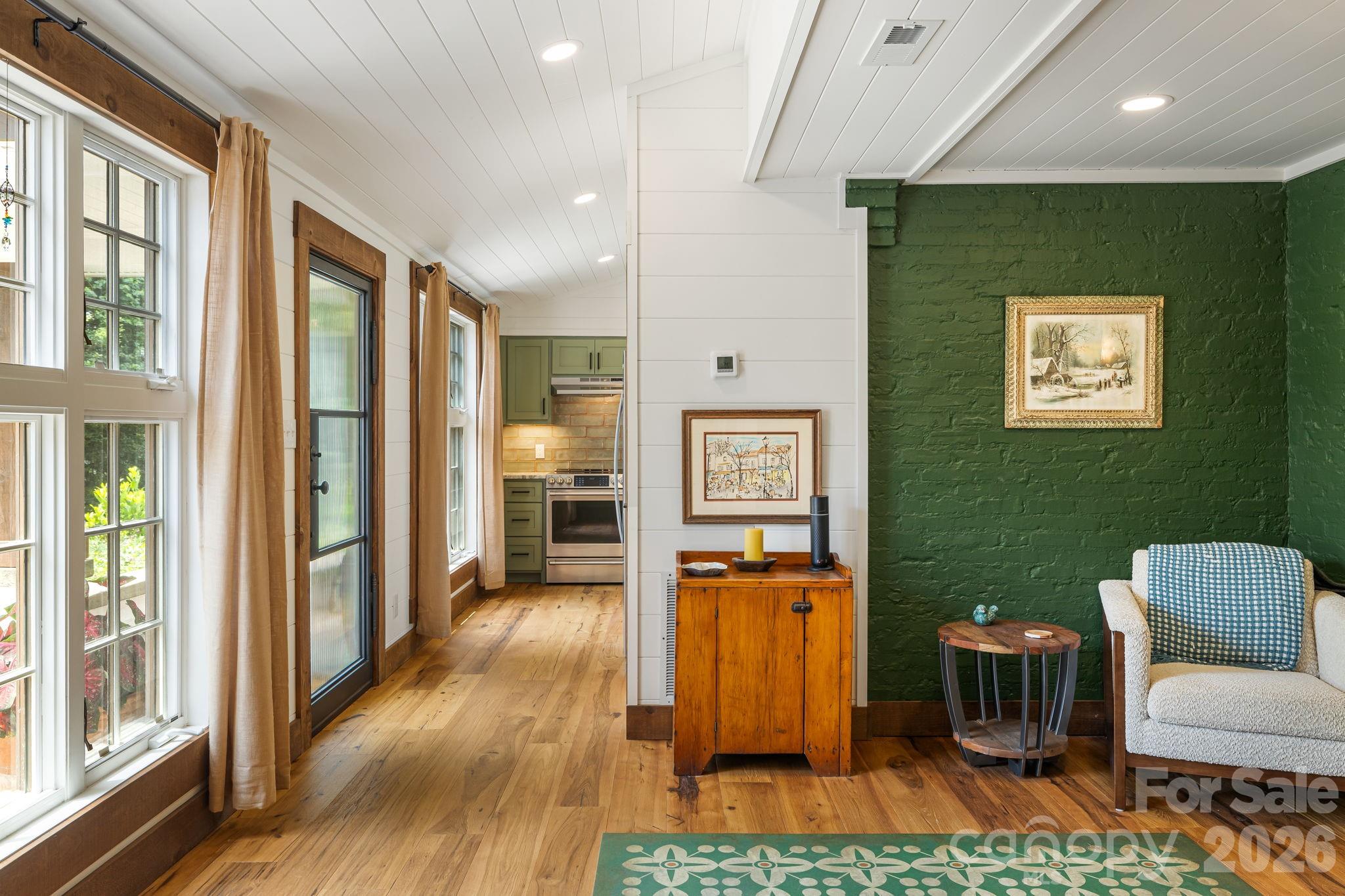 42 Cranford Road — Asheville