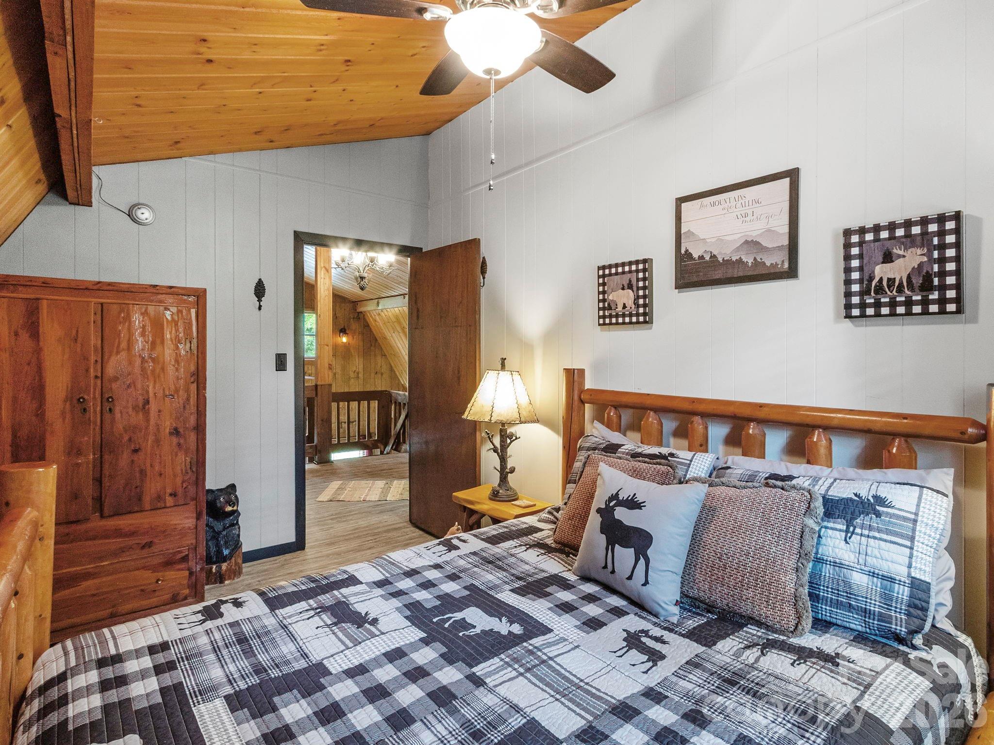 1901 Blue Rock Road — Burnsville