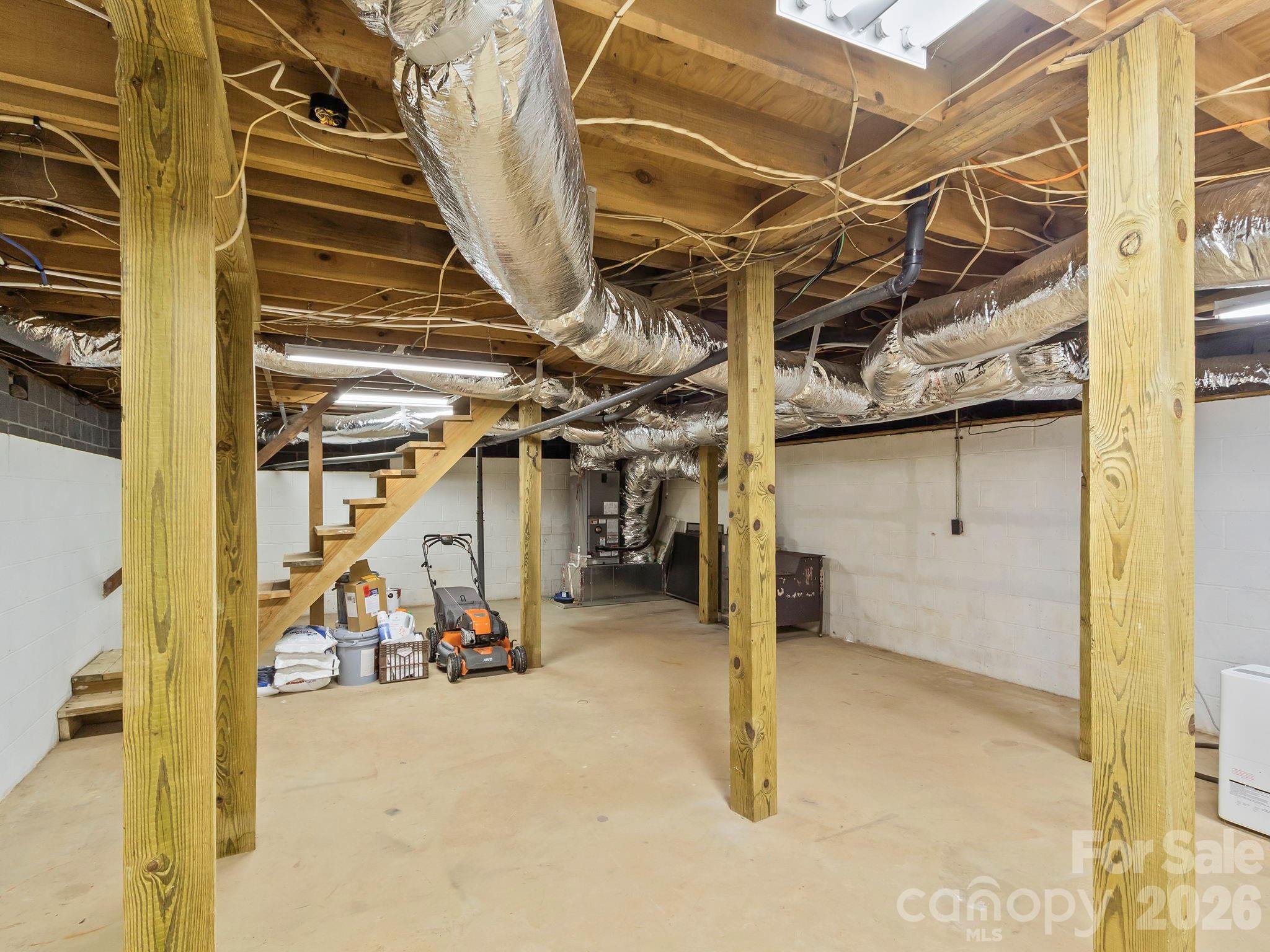 1901 Blue Rock Road — Burnsville