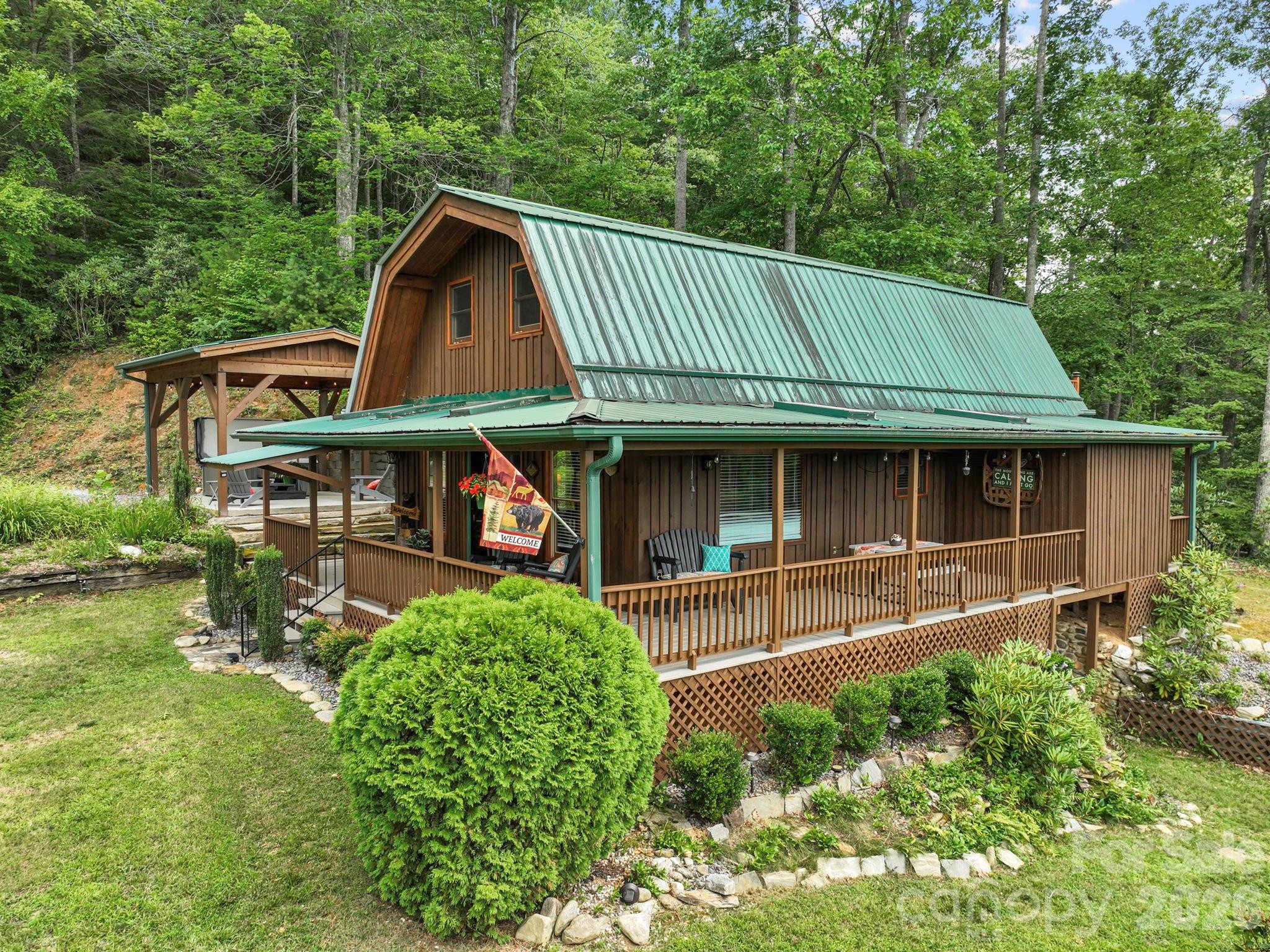 1901 Blue Rock Road — Burnsville
