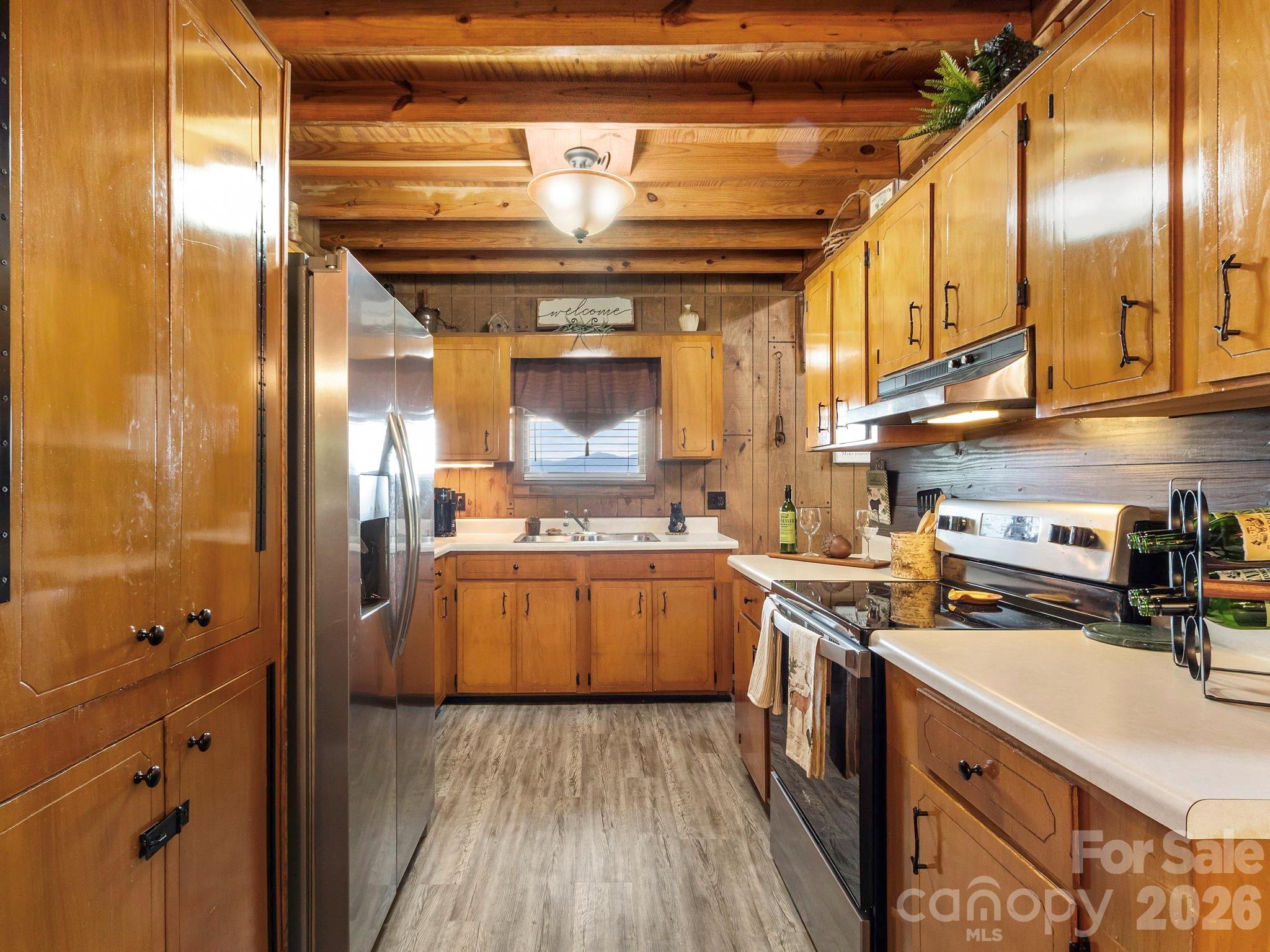 1901 Blue Rock Road — Burnsville