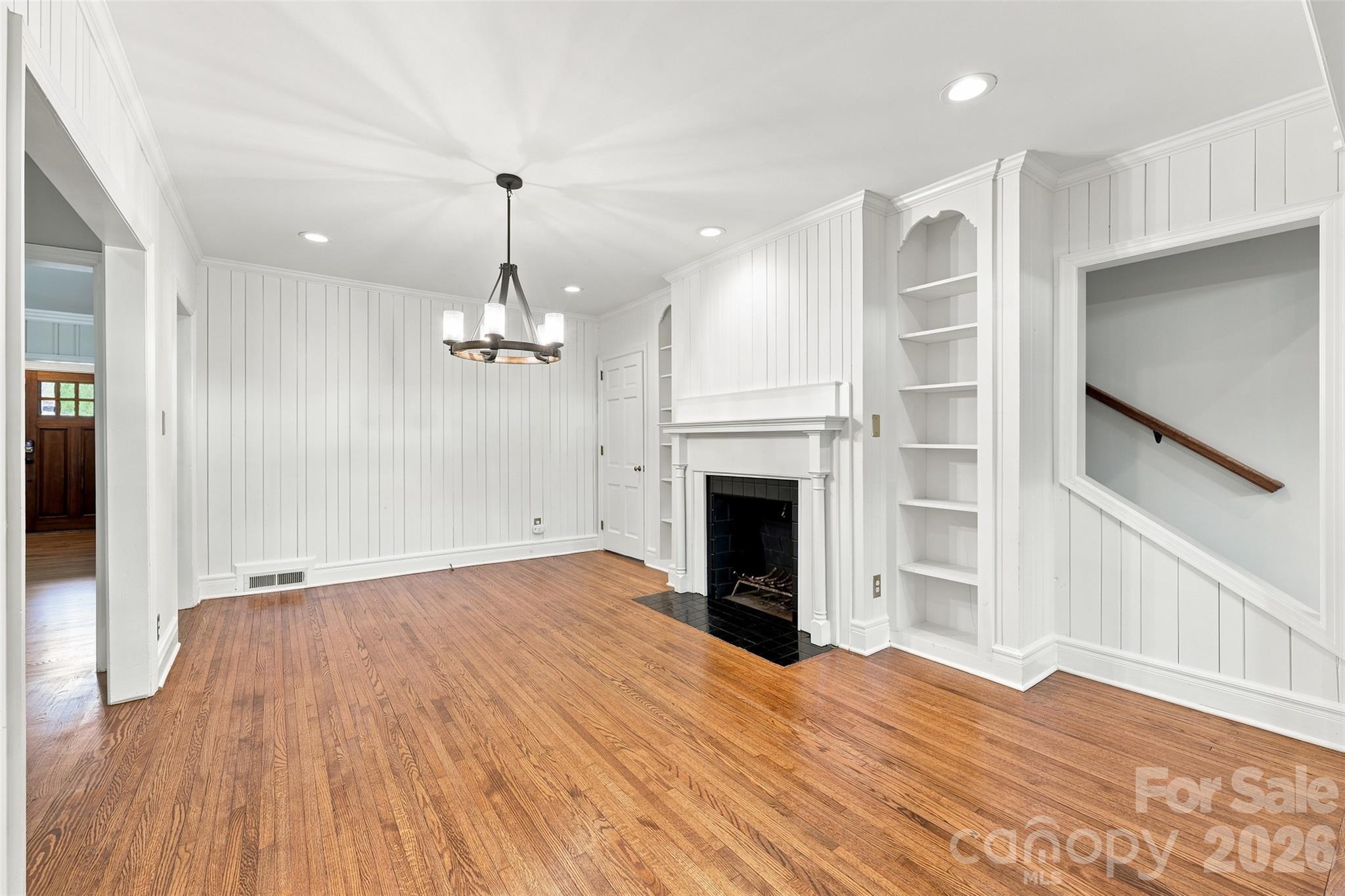4467 Woodlark Lane — Charlotte