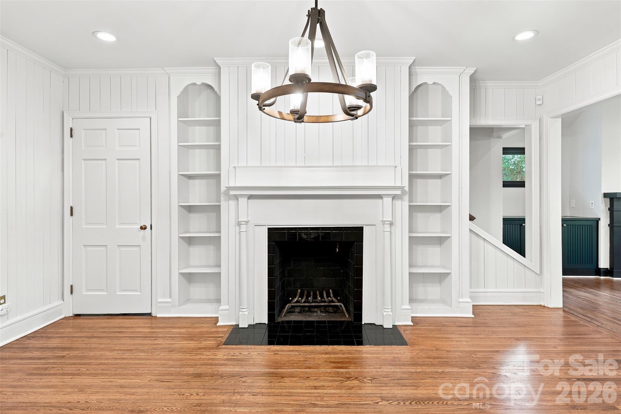 4467 Woodlark Lane — Charlotte