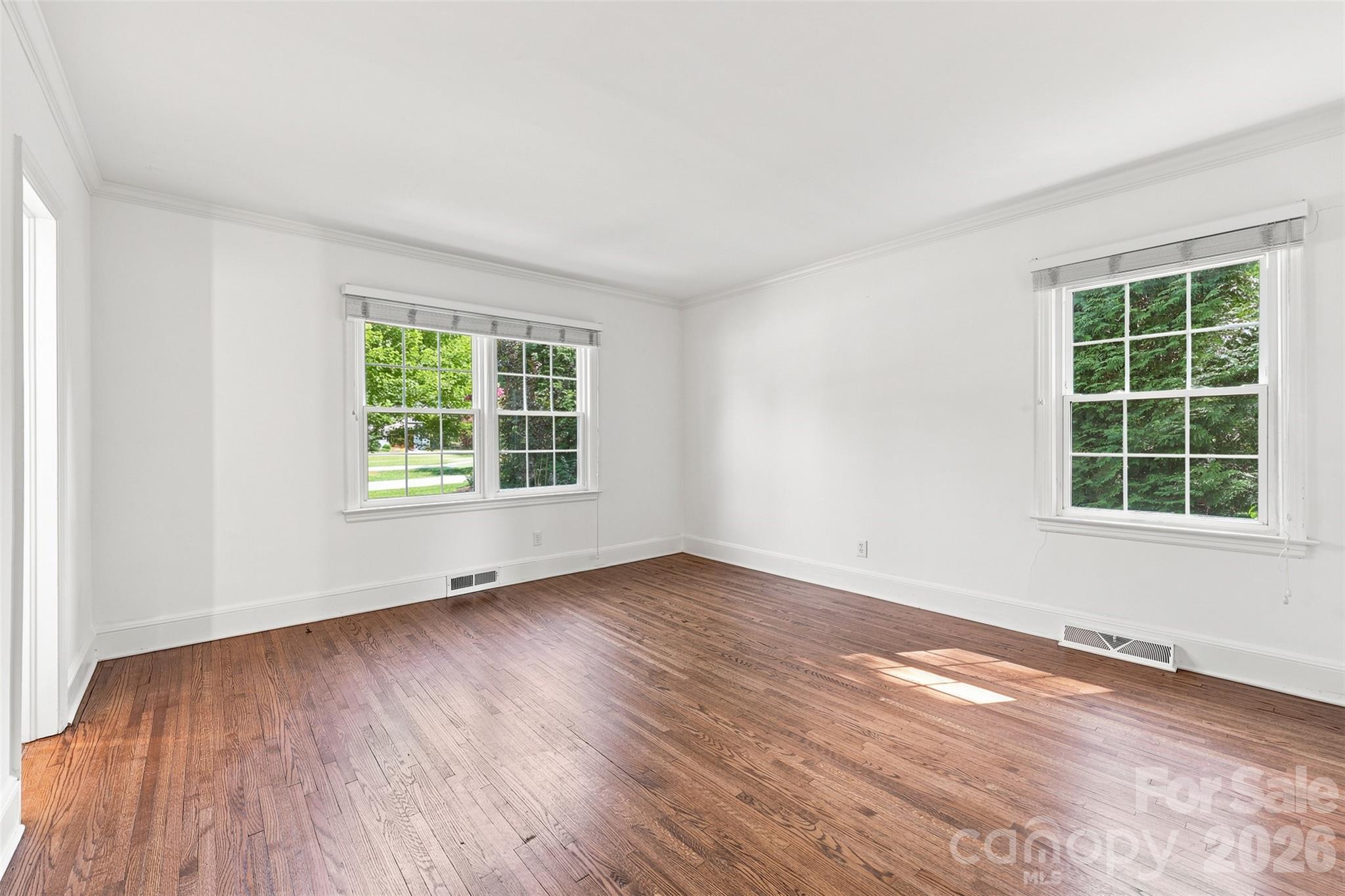 4467 Woodlark Lane — Charlotte