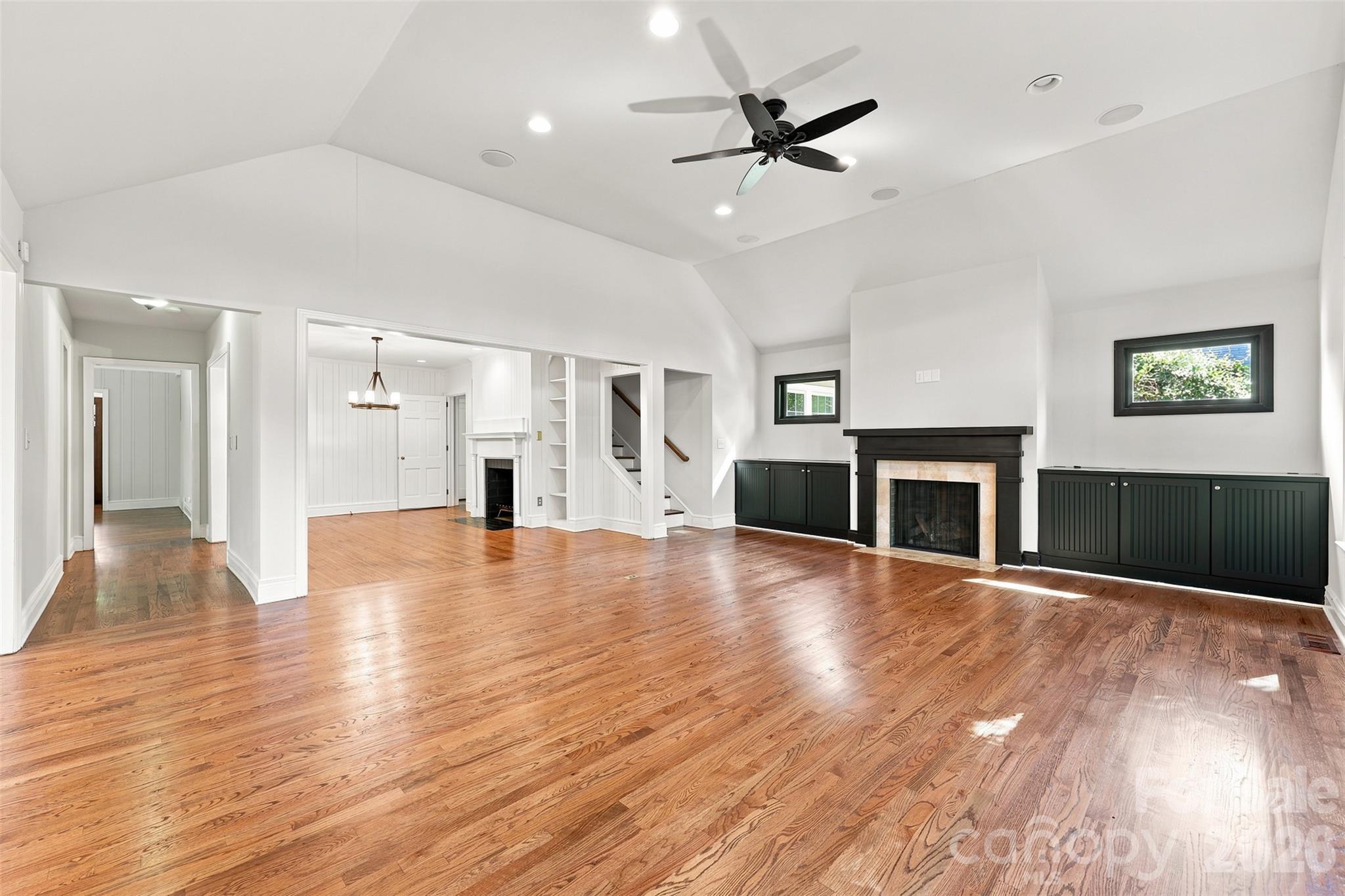 4467 Woodlark Lane — Charlotte